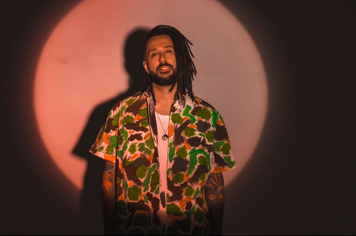 Julies (Felipe Cembrero)