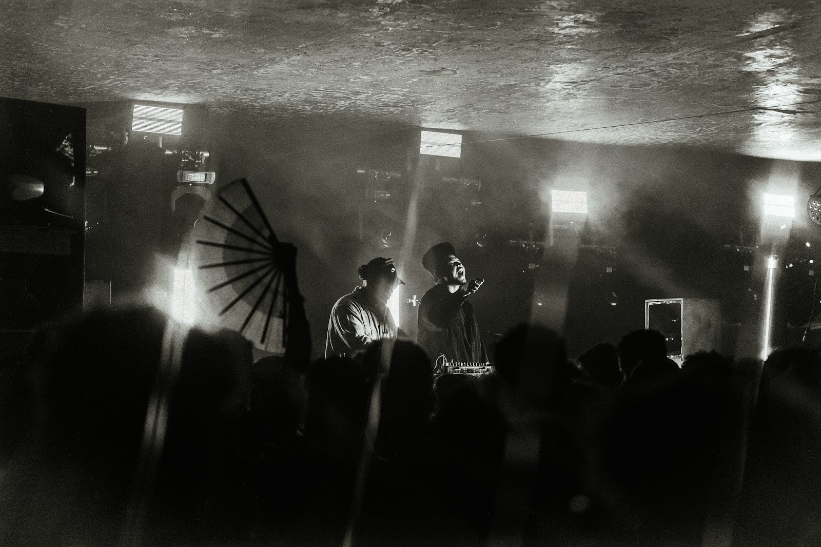 Vapø_r X Underbaile @fercoutinho #shakeit