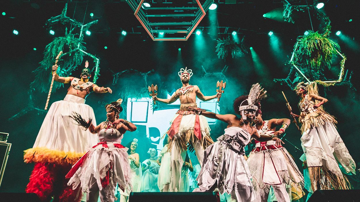 Ilú Obá De Min, associação brasileira que estará no Festival MUCHO! (Foto: Divulgação)