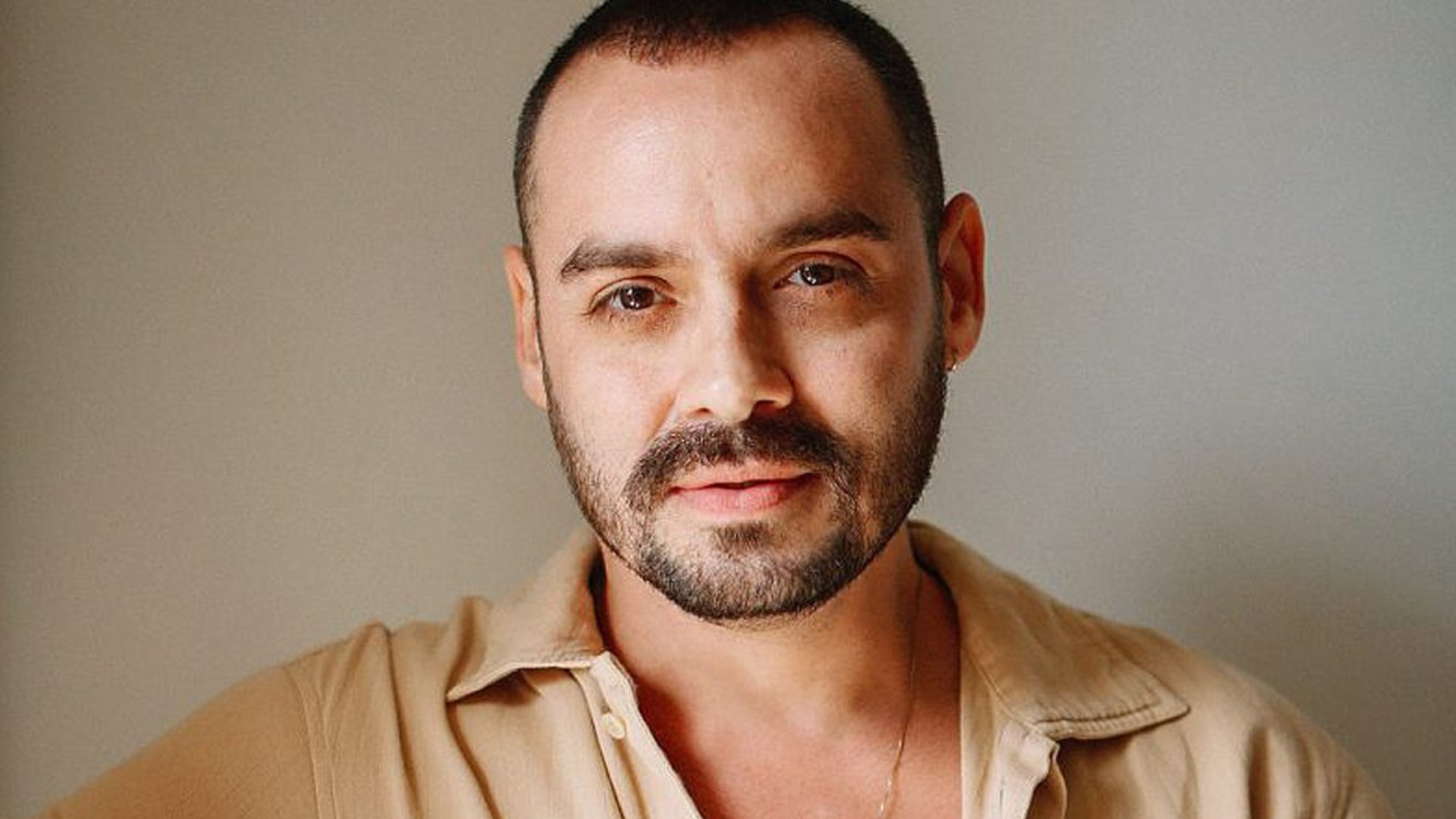 Paulo Netto canta Belchior (Imagem: Reprodução)