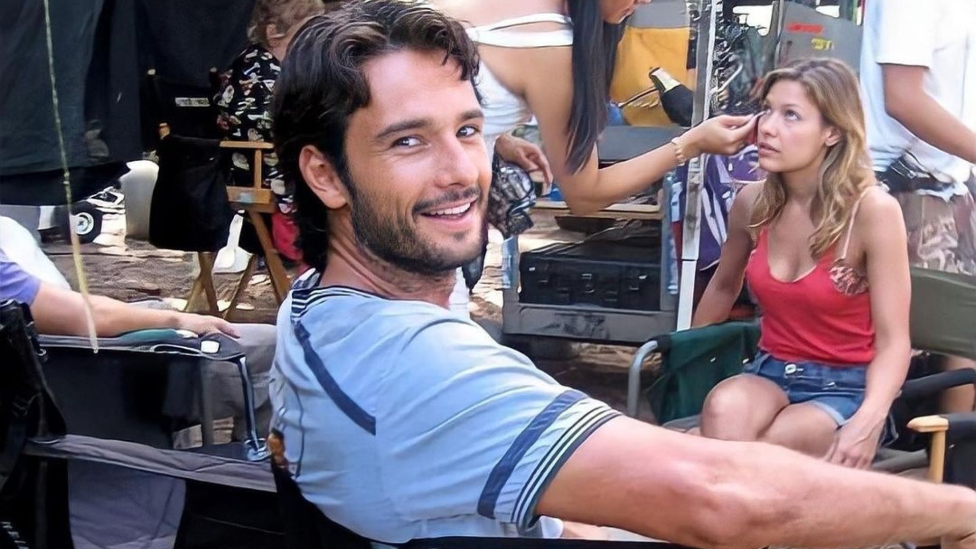 Rodrigo Santoro celebra estreia de Lost na Netflix com fotos dos bastidores