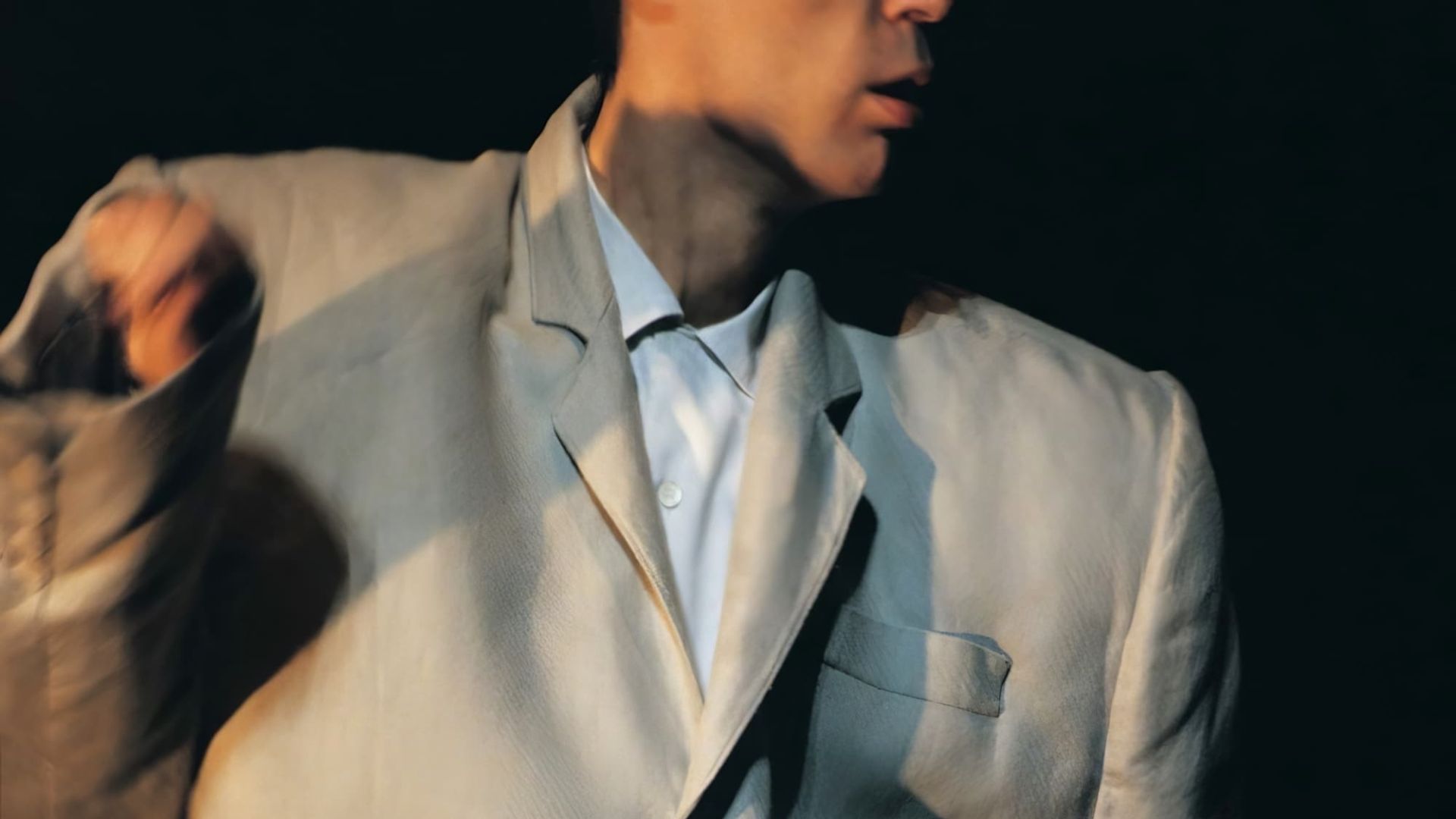 Stop Making Sense, filme-concerto da banda Talking Heads, reestreia nos cinemas brasileiros