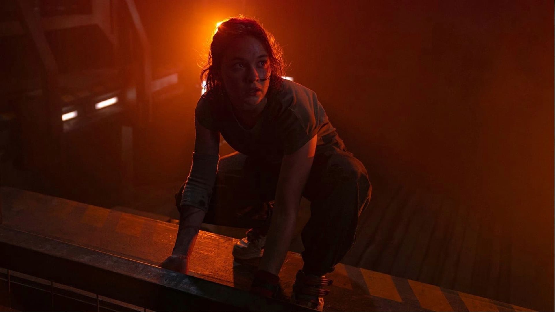 "Há uma grande pressão em ser uma mulher nesta franquia", afirma Cailee Spaeny, protagonista de "Alien: Romulus" (Foto: Divulgação/20th Century Studios)