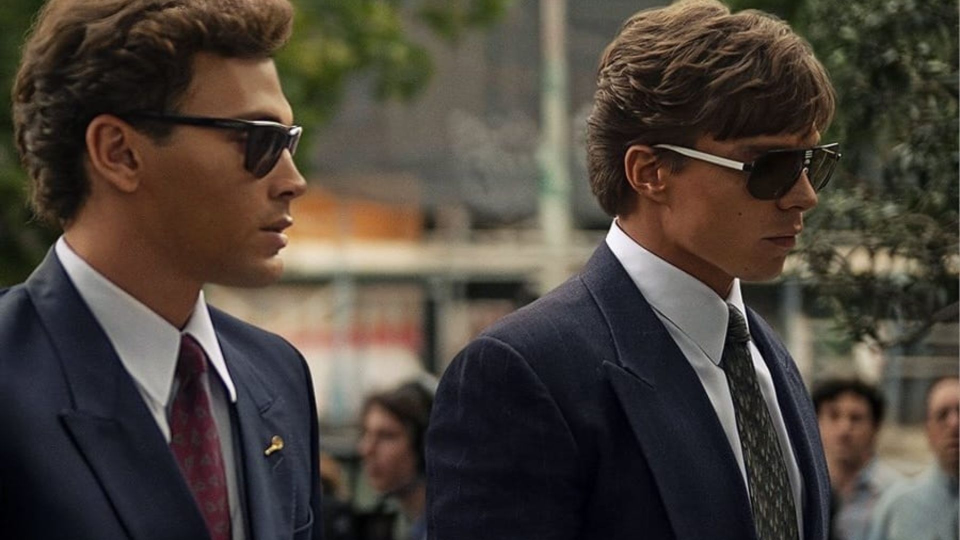 Ryan Murphy defende Irmãos Menendez após críticas de Erik Menendez