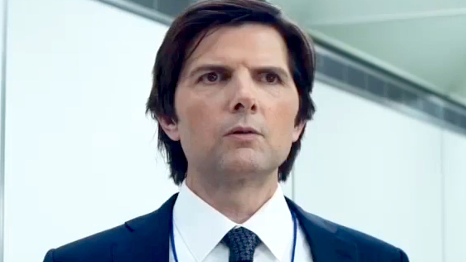 Adam Scott está de volta ao escritório no teaser trailer da 2ª temporada de Ruptura