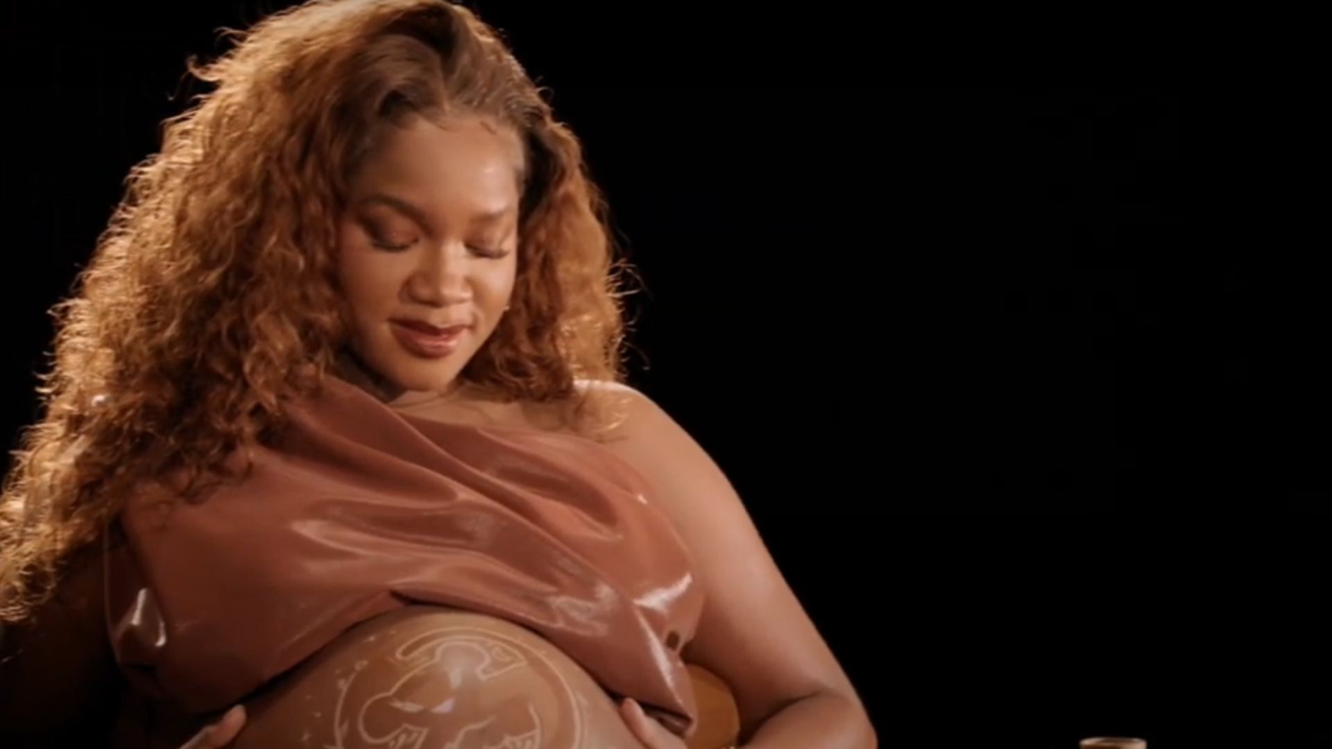 Grávida, Iza volta a dublar Nala, que inspirou o nome de sua filha, em Mufasa: O Rei Leão, prelúdio do live-action de 2019