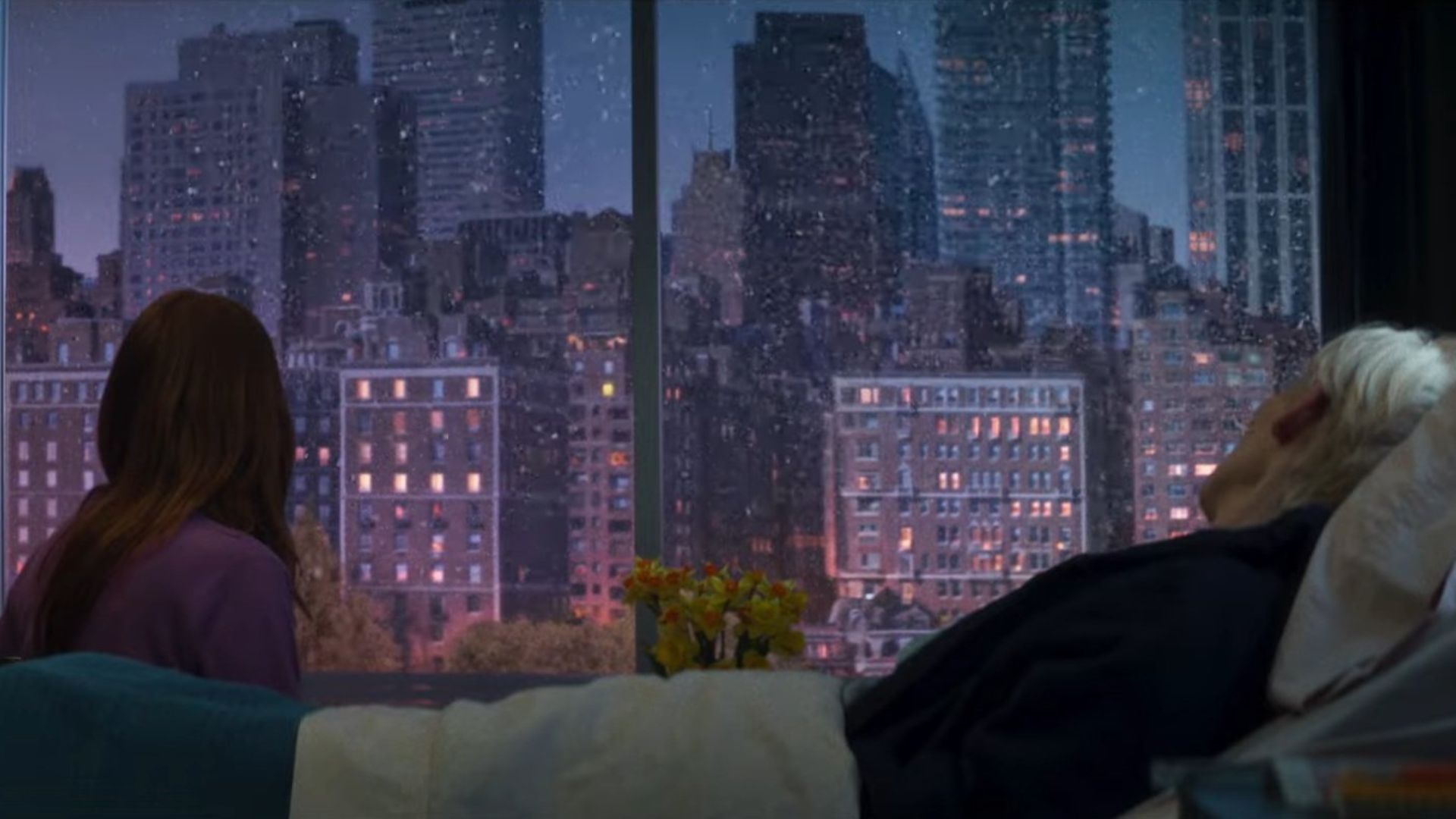 O Quarto ao Lado, de Pedro Almodóvar, e a luta pelo controle da própria vida; leia a crítica