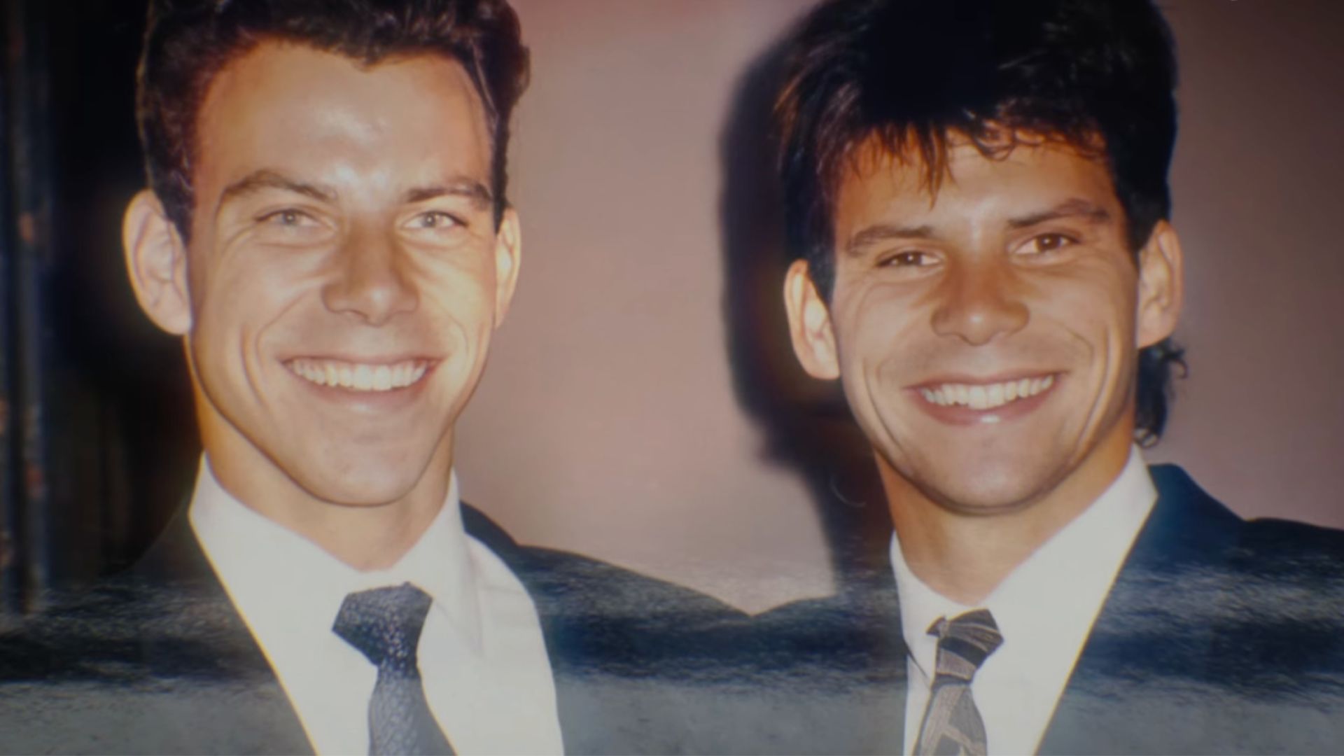 Onde assistir a O Caso dos Irmãos Menendez, novo documentário sobre o chocante crime?