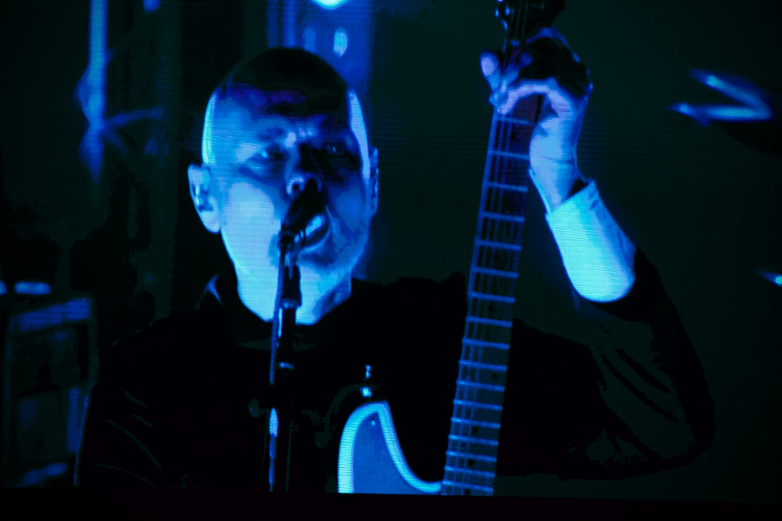 Billy Corgan no show dos Smashing Pumpkins em São Paulo (por Luan Bertolini)