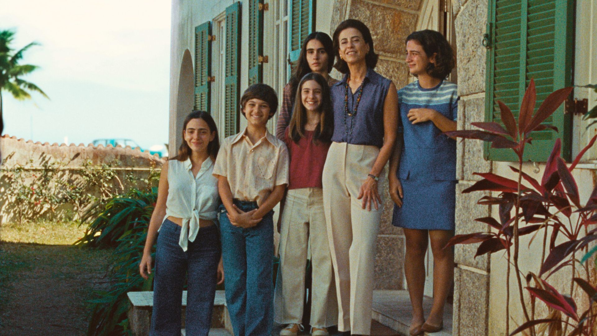 Ainda Estou Aqui, com Fernanda Torres, é indicado ao Critics Choice Awards 2025