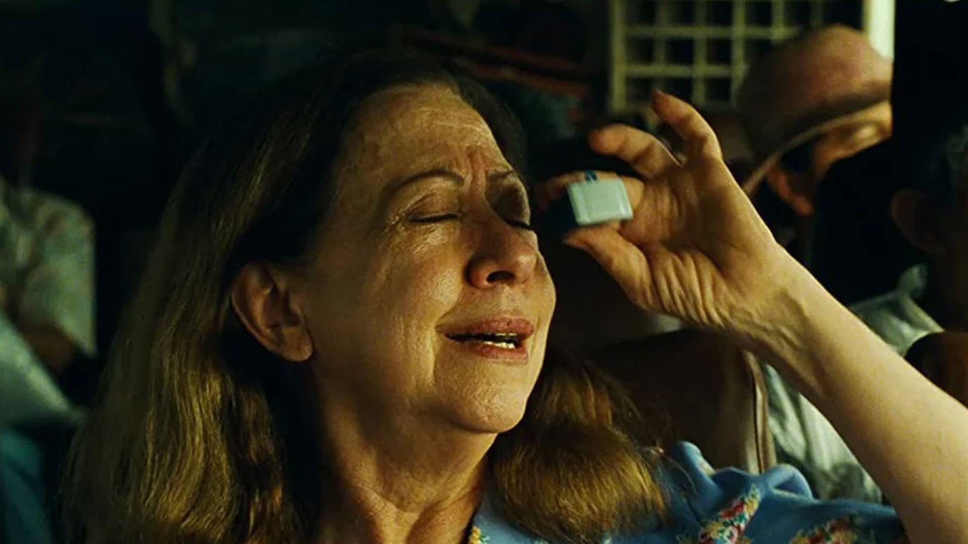 Além do Oscar, Fernanda Montenegro conquistou uma indicação ao Globo de Ouro por Central do Brasil (Foto: Divulgação)