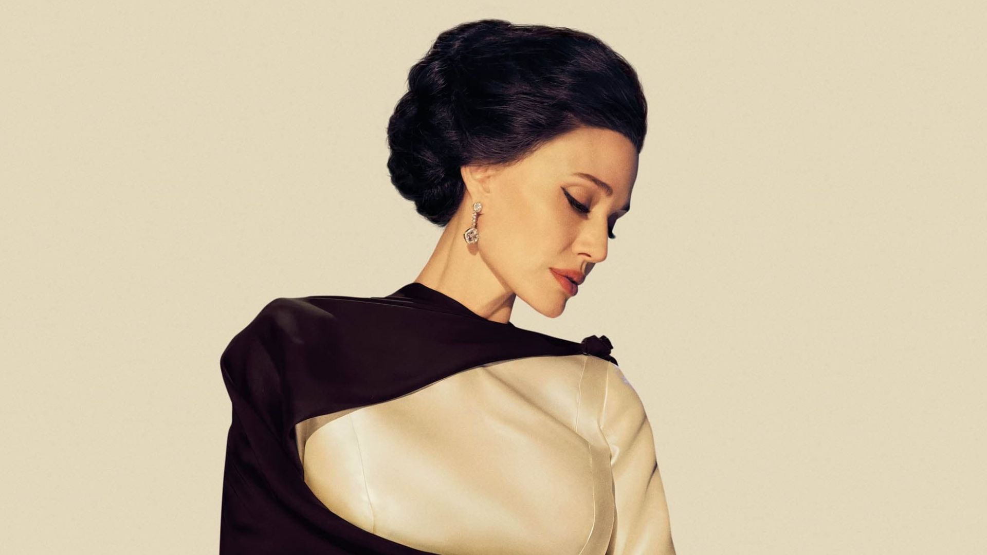 Maria Callas é ode à eternidade de uma voz em seus últimos dias; leia a crítica