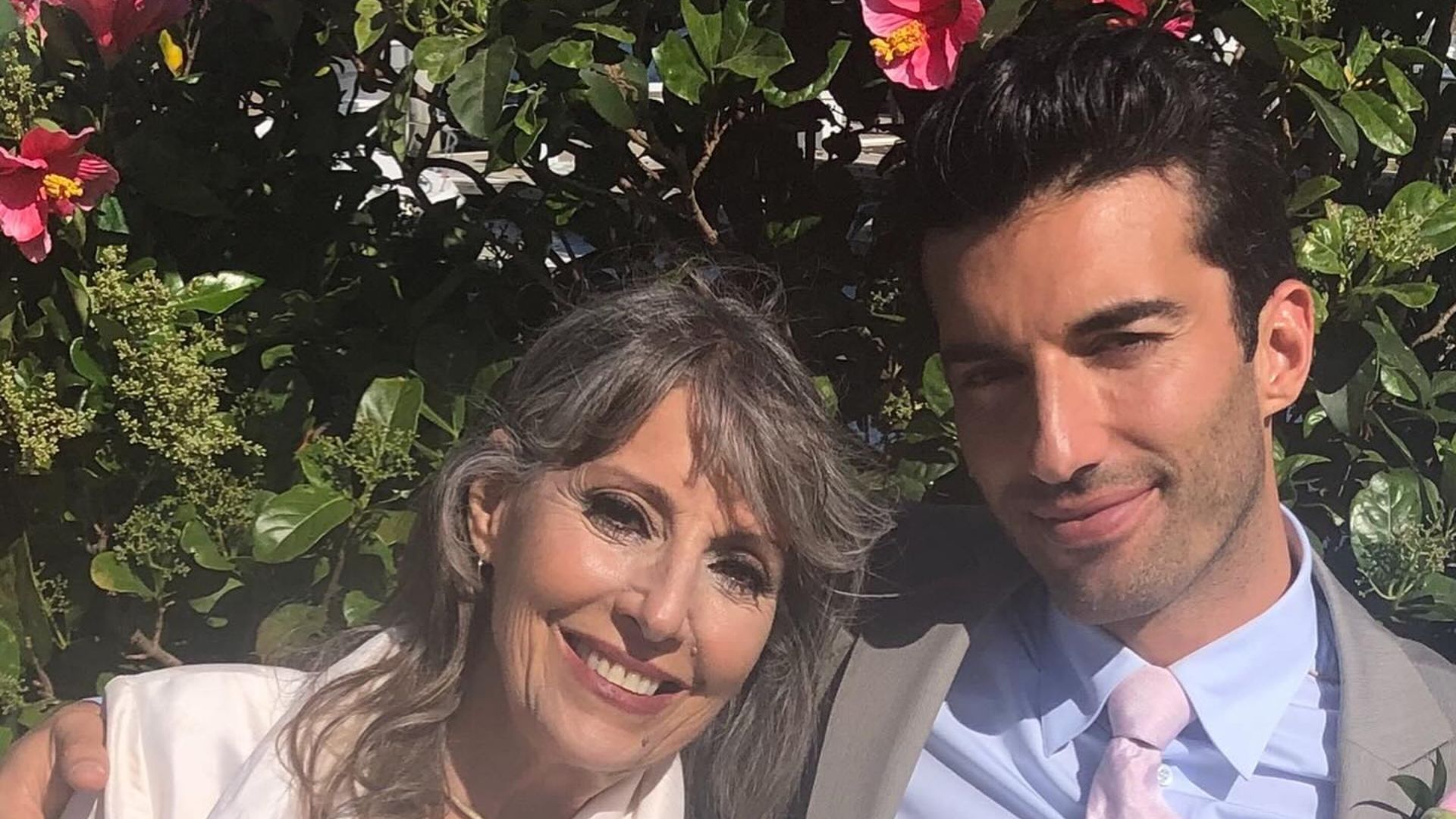 Sharon e Justin Baldoni (Foto: Reprodução/Instagram)
