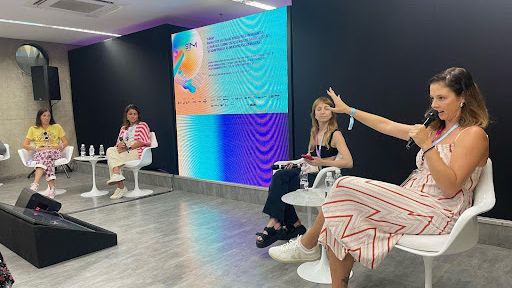 Painel sobre adaptação dos festivais às mudanças climáticas (Foto: SIM São Paulo)