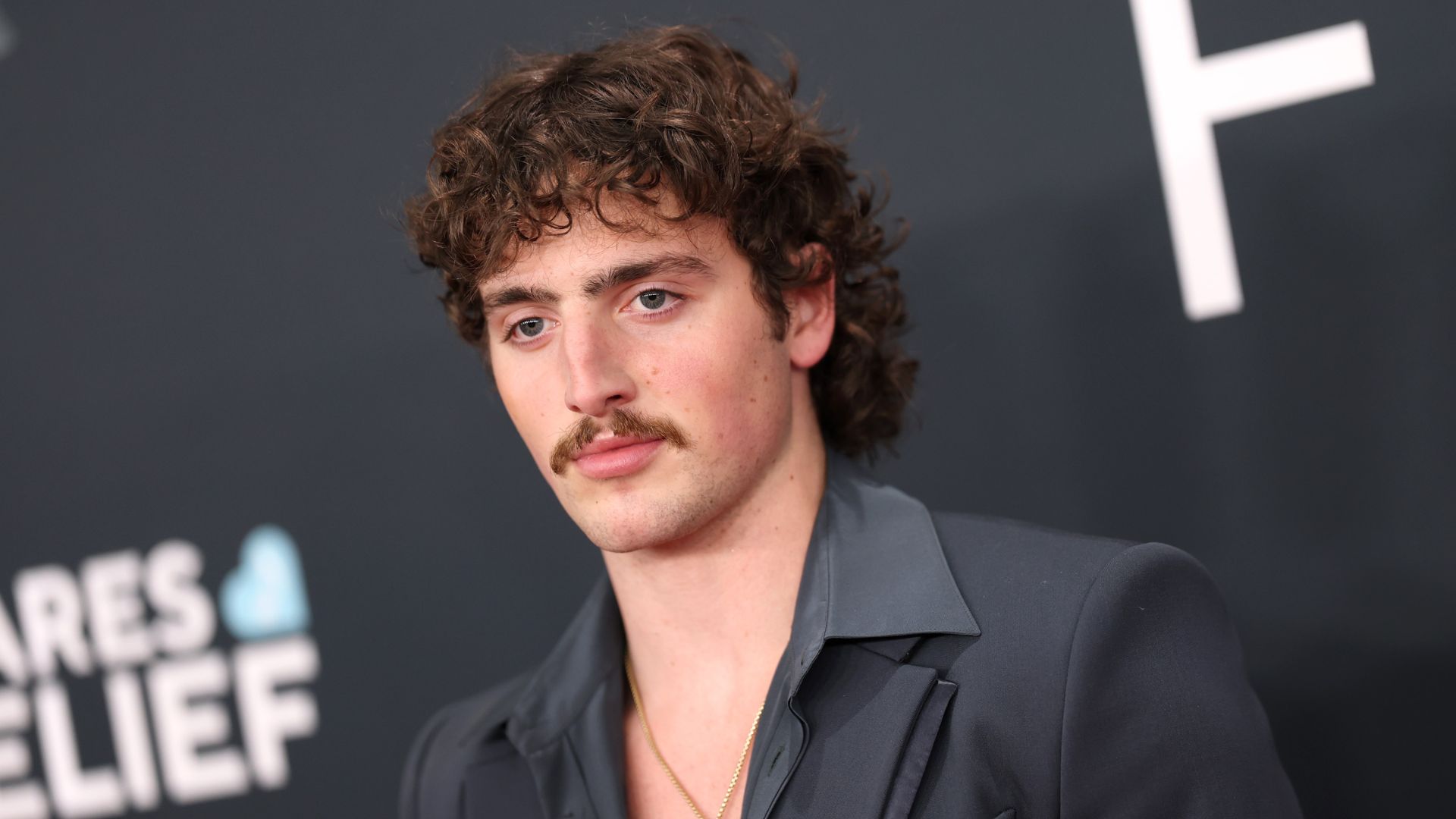 Benson Boone no Grammy 2025 (Foto: Matt Winkelmeyer/Getty Images)