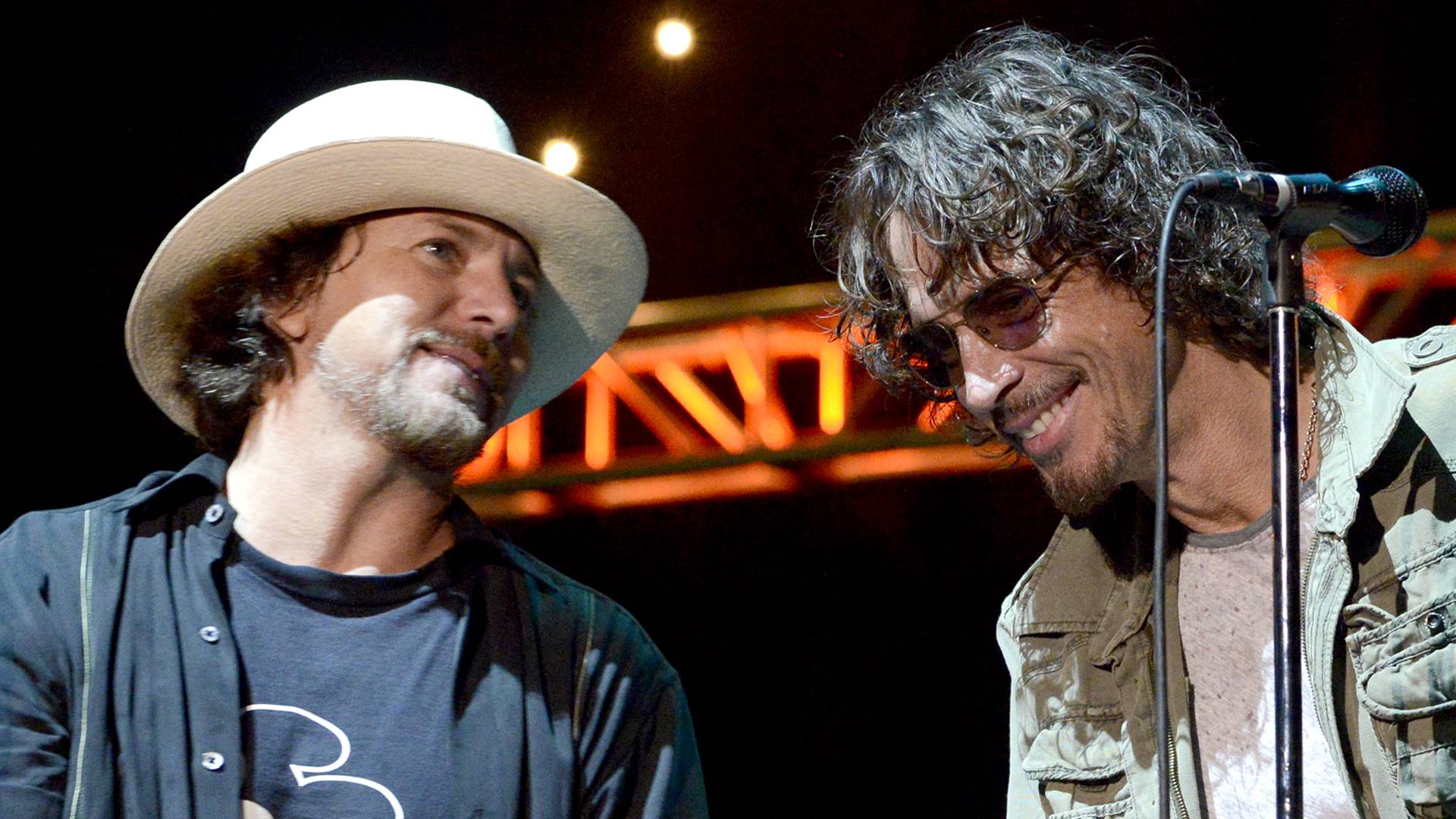 Eddie Vedder e Chris Cornell em 2014