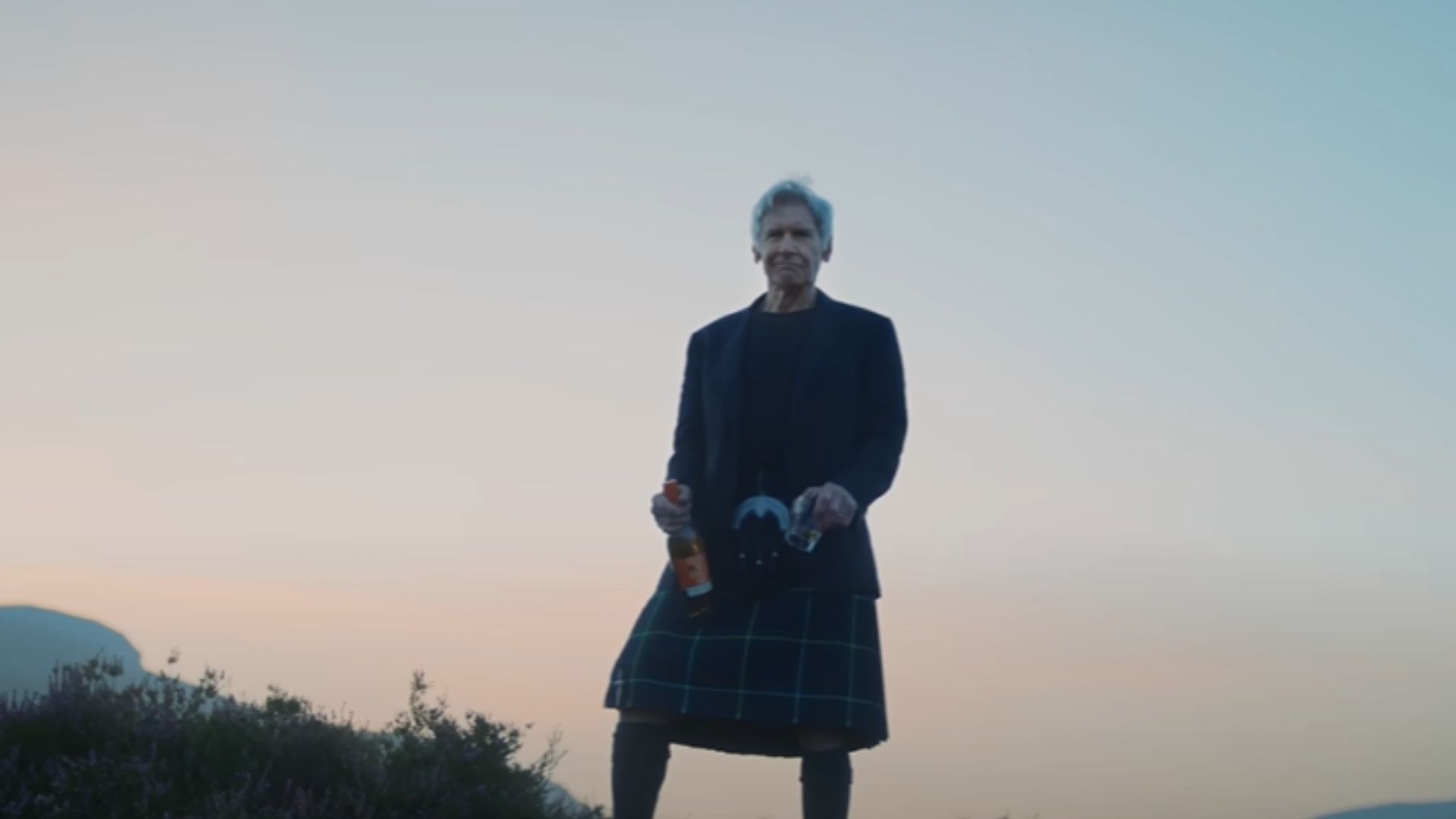 Harrison Ford na campanha do whisky Glenmorangie (Foto: Reprodução/YouTube)