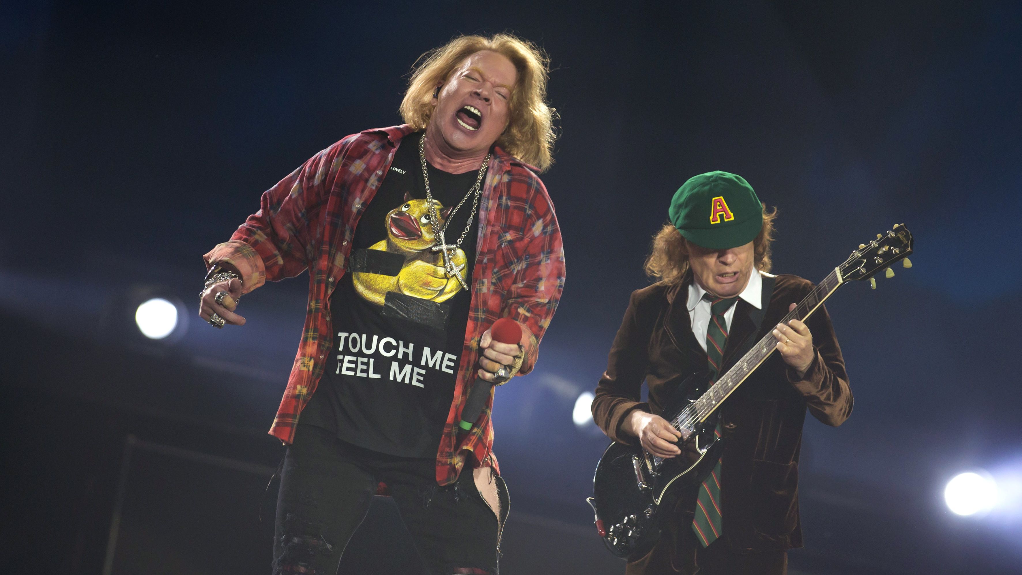 Axl Rose e Angus Young, do AC/DC (Foto: Jon Super/Redferns)