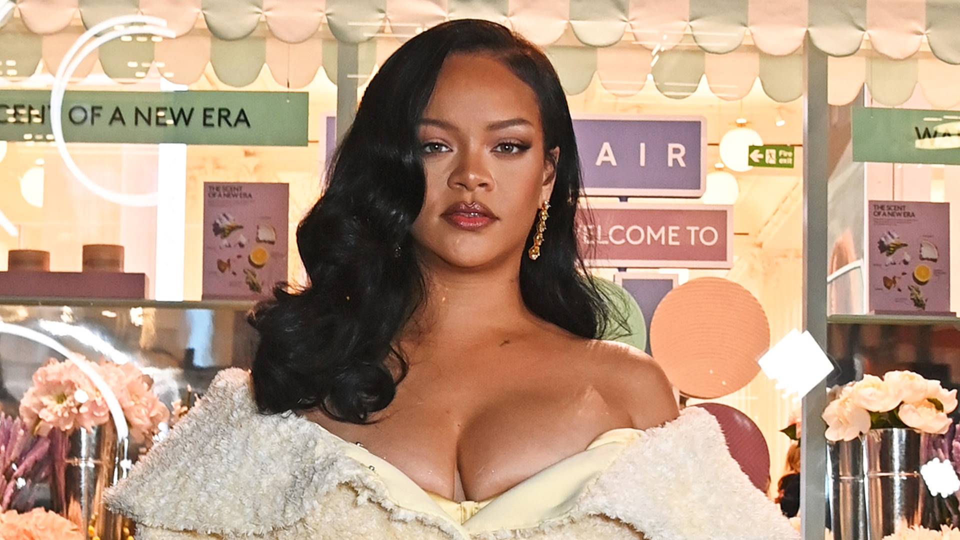 Rihanna em 2024 - Foto: Dave Benett / Getty Images for Selfridges & Fenty Hair