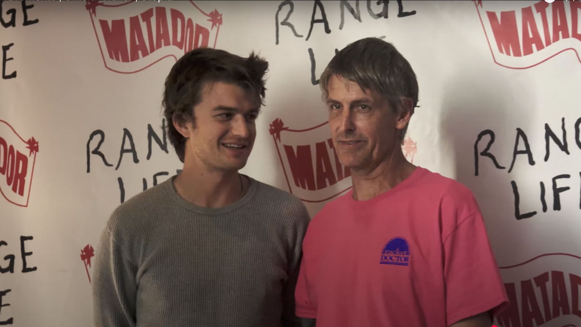 Joe Keery e Stephen Malkmus em 'Pavements'