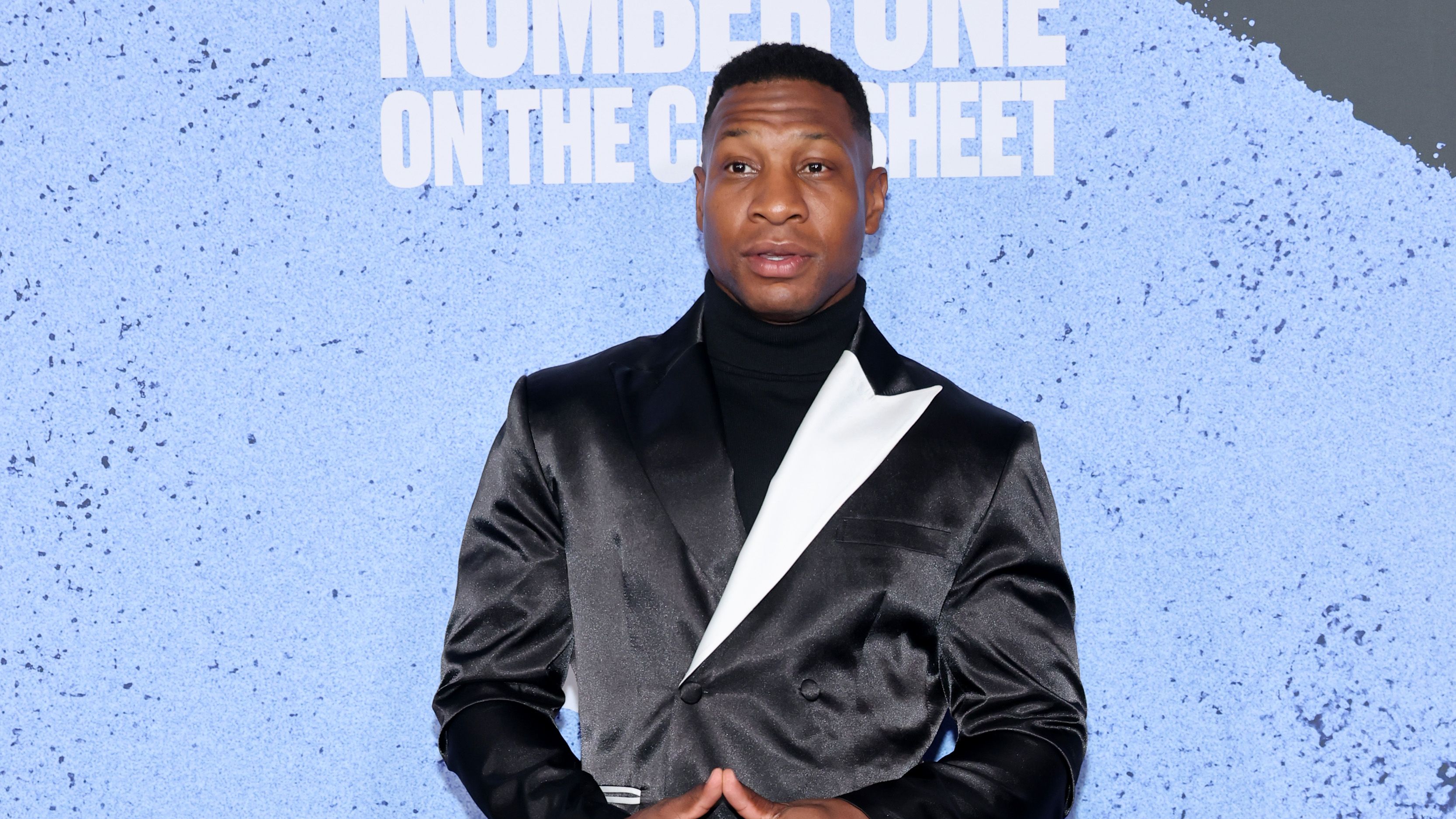 Jonathan Majors admite agressão à ex-namorada em áudio obtido pela Rolling Stone