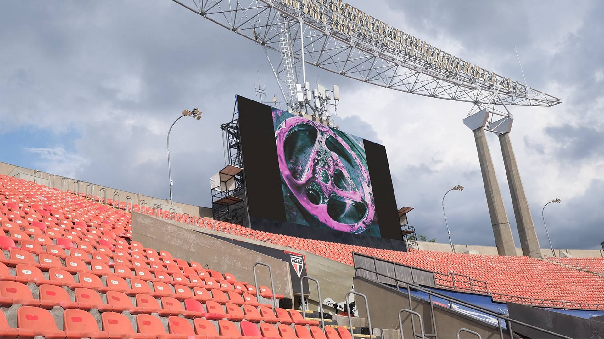 Foto com logo do Linkin Park postada pela Live Nation