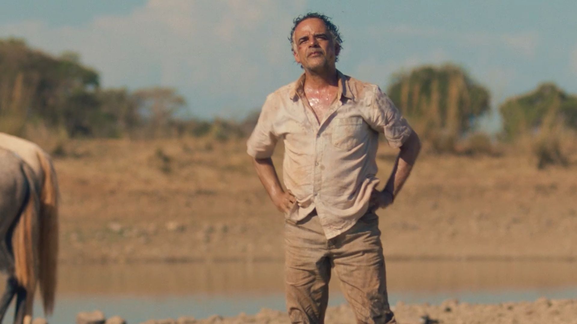 Ângelo Antônio como Totó em Oeste Outra Vez