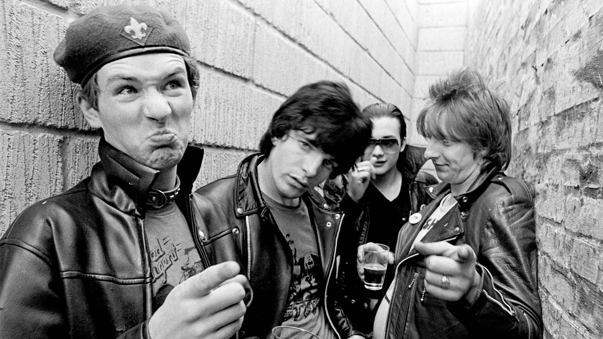 The Damned em 1977 (E-D): Captain Sensible, Brian James, Dave Vanian e Rat Scabies