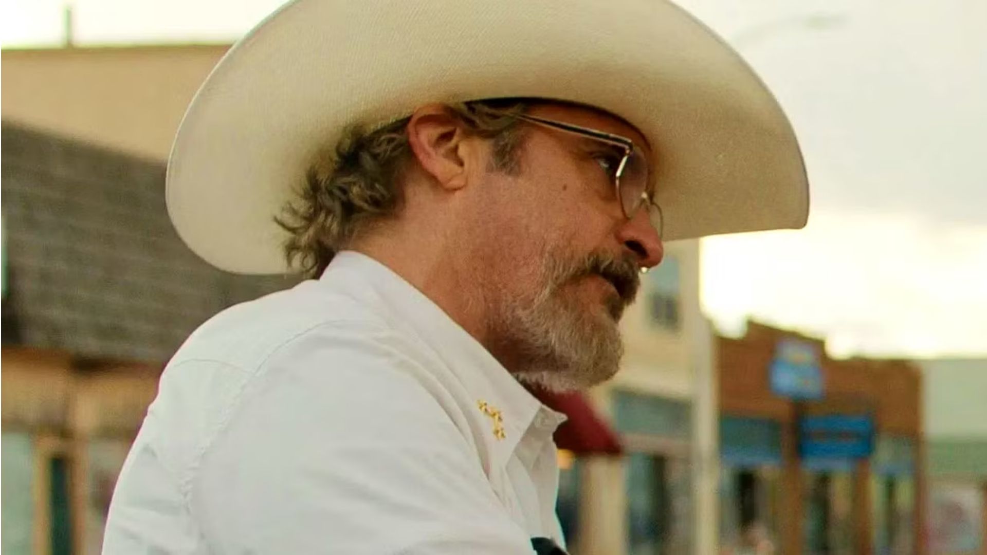 Joaquin Phoenix em Eddington (Foto: Divulgação)