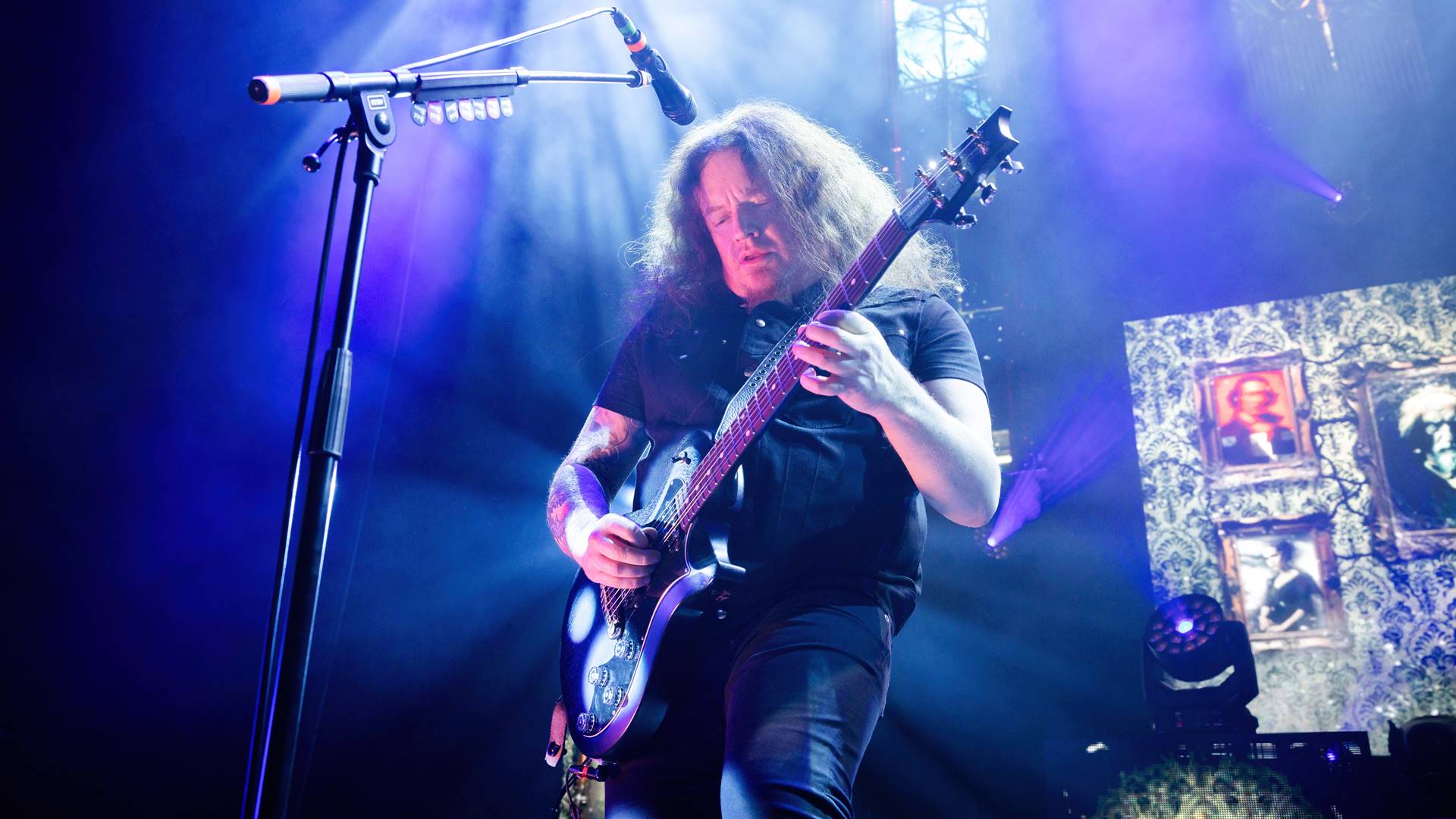 Fredrik Åkesson em 2025