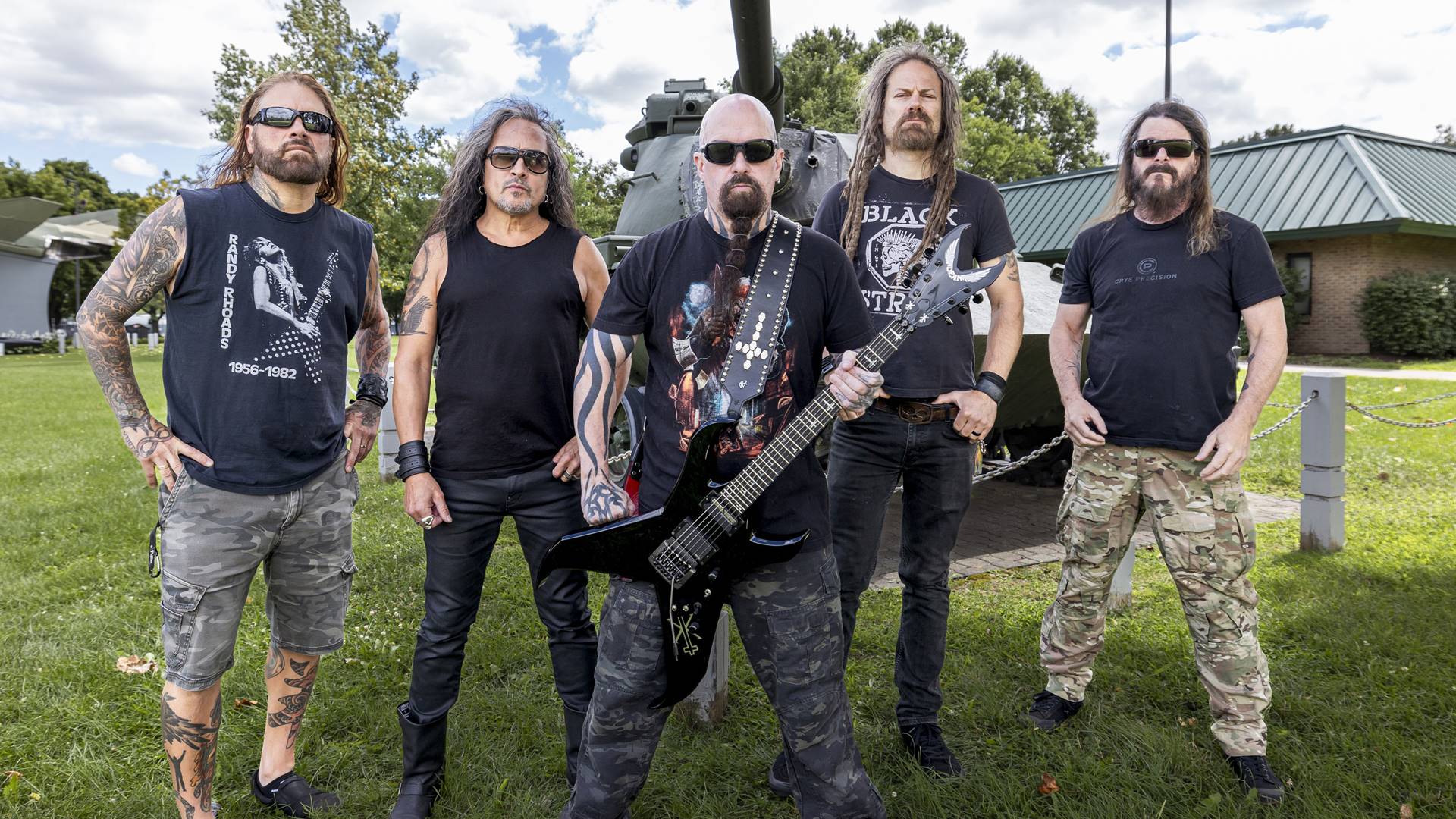 E-D: Phil Demmel, Mark Osegueda, Kerry King, Kyle Sanders e Paul Bostaph