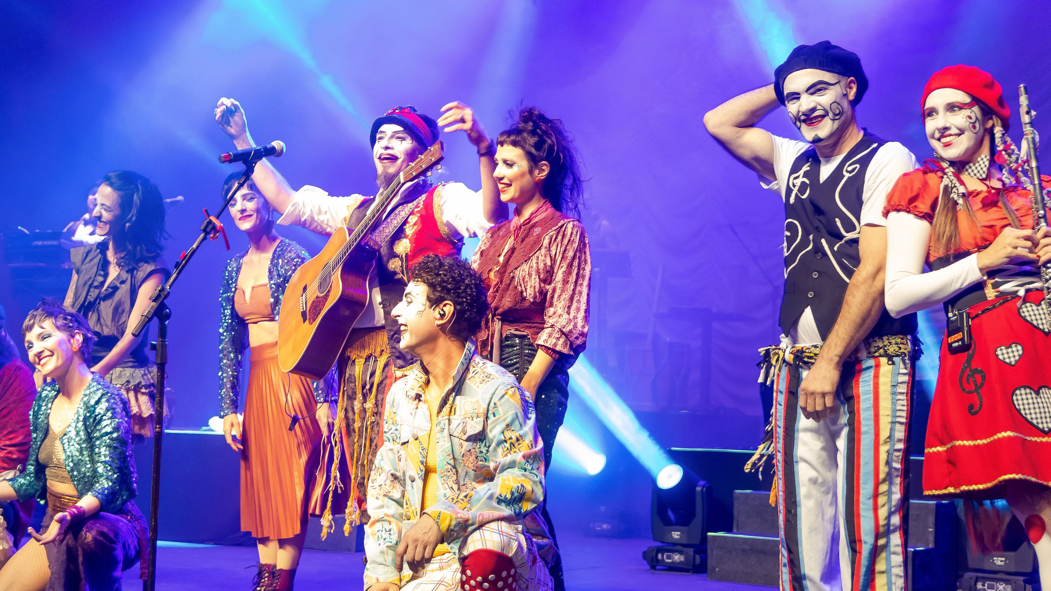 O Teatro Mágico (Foto: Vinny Campos)