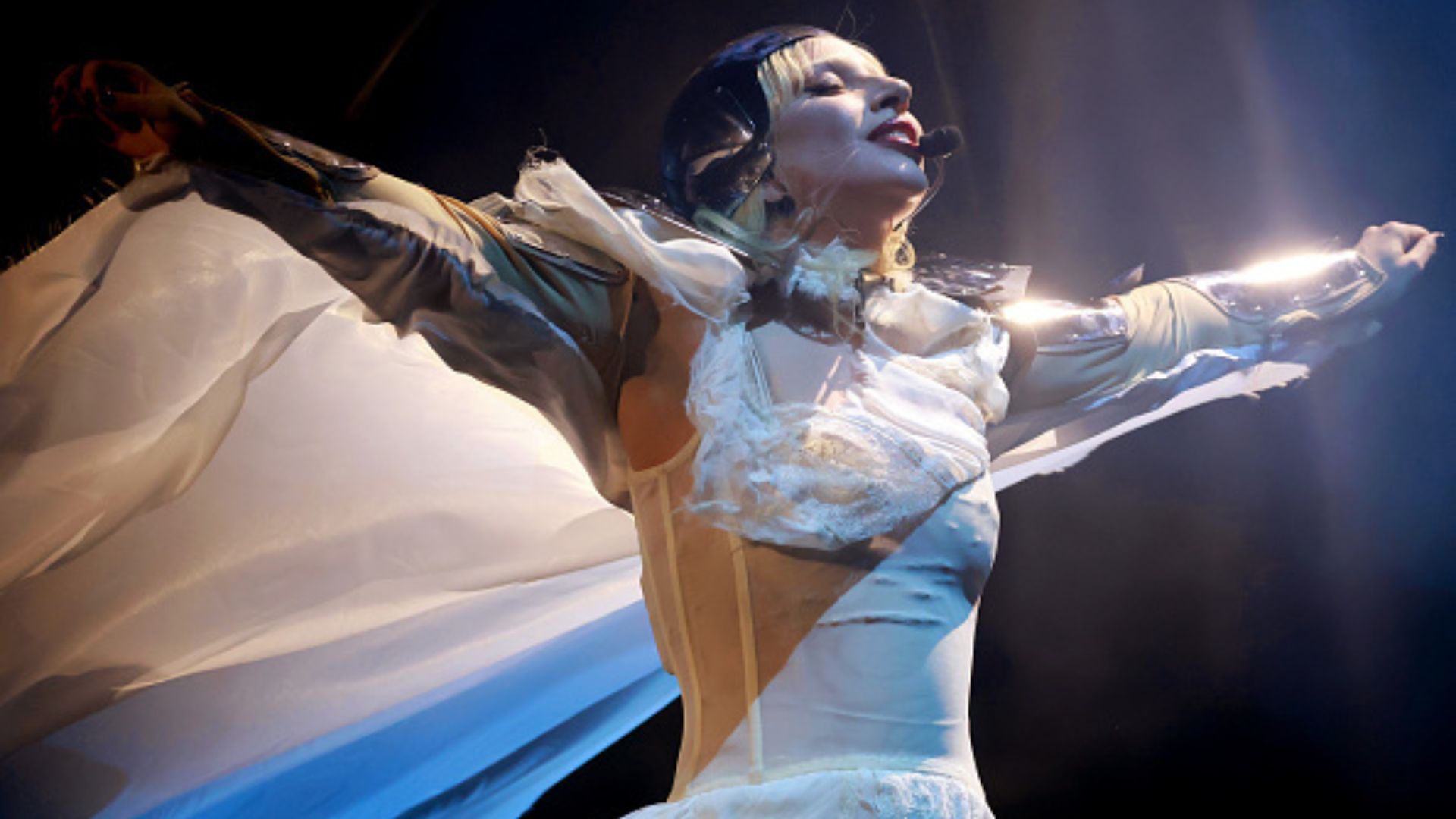 Lady Gaga durante apresentação no Coachella 2025