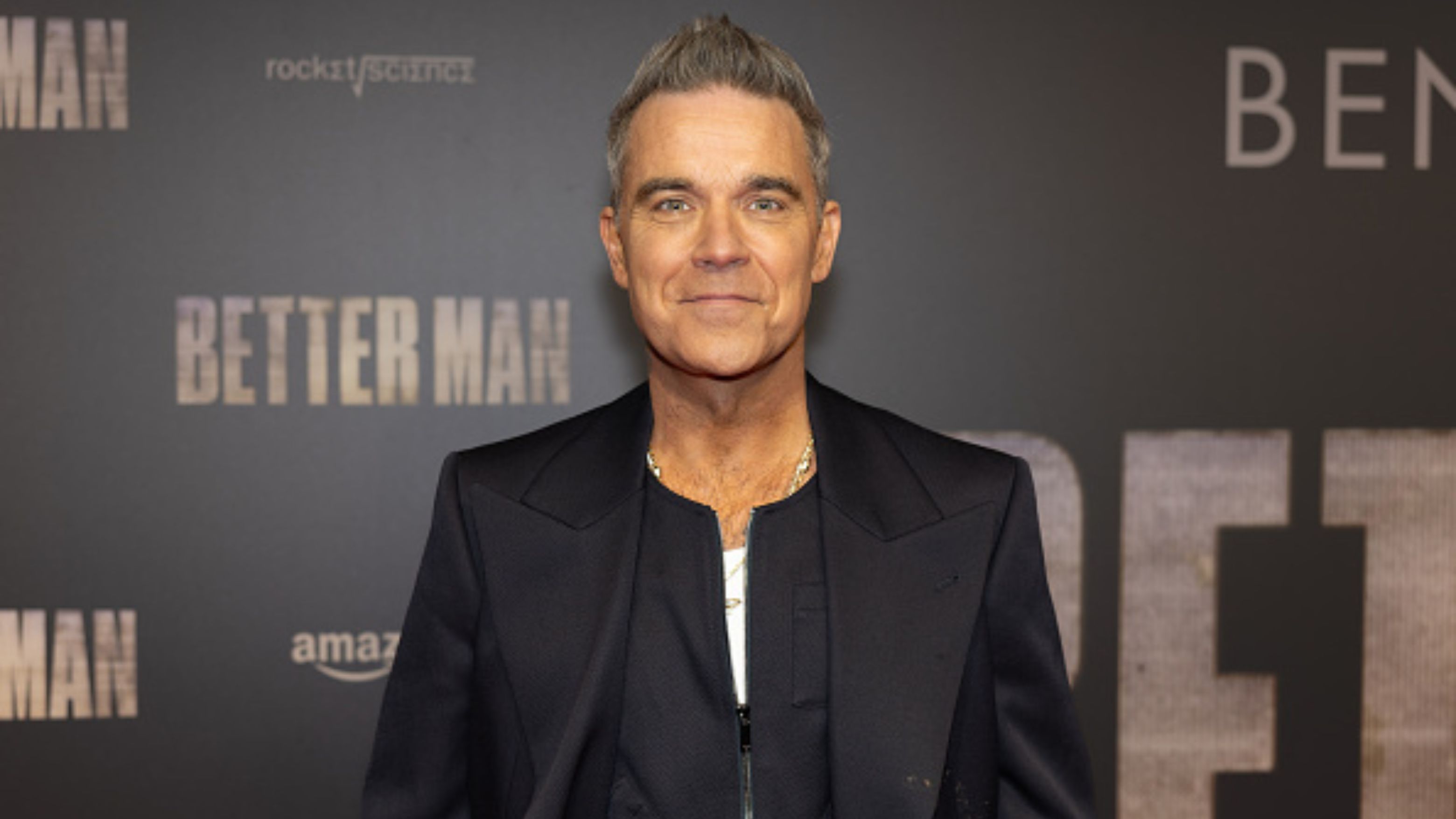Robbie Williams na premiere de seu filme "Better Man"