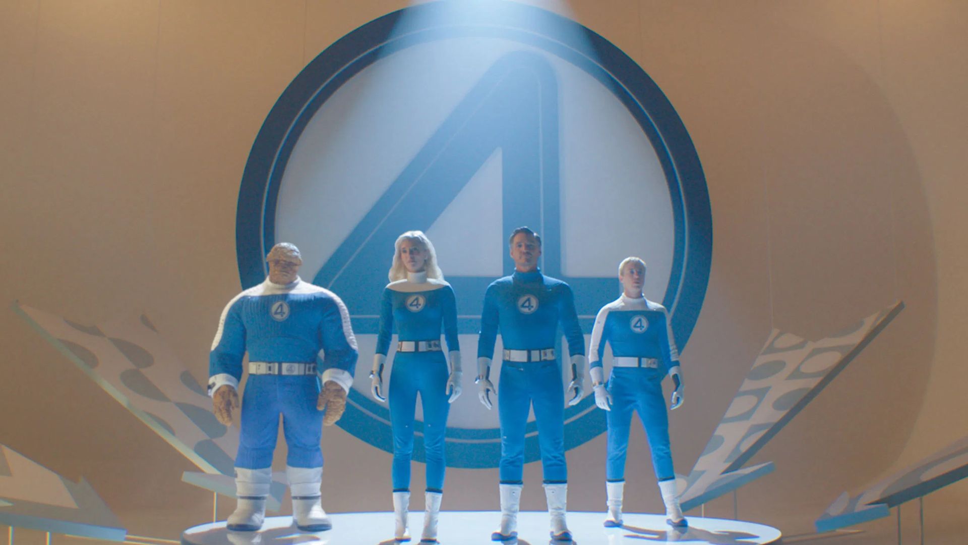 Trailer de Quarteto Fantástico revela visual da Surfista Prateada; assista