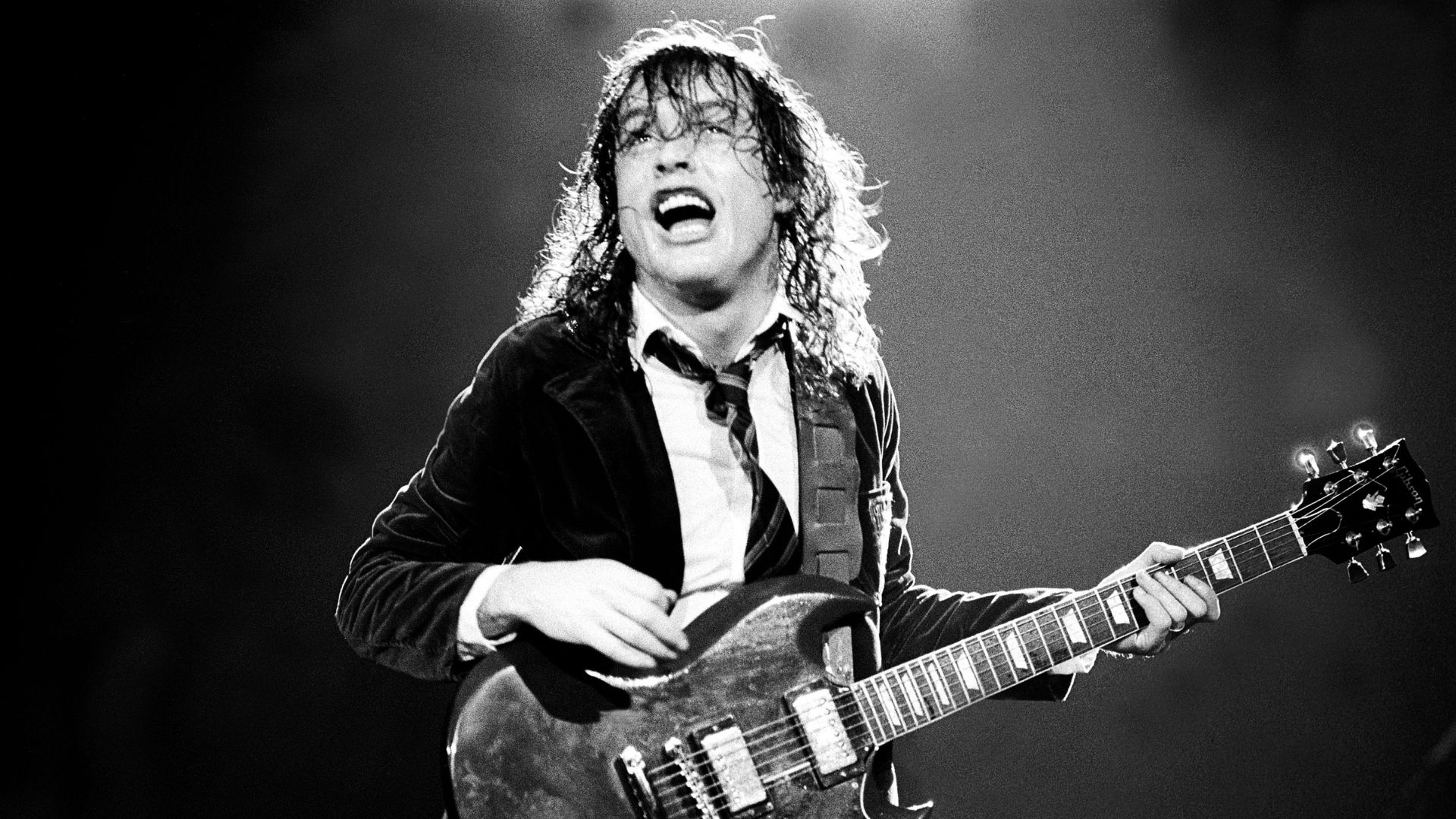 Angus Young, do AC/DC, em 1979