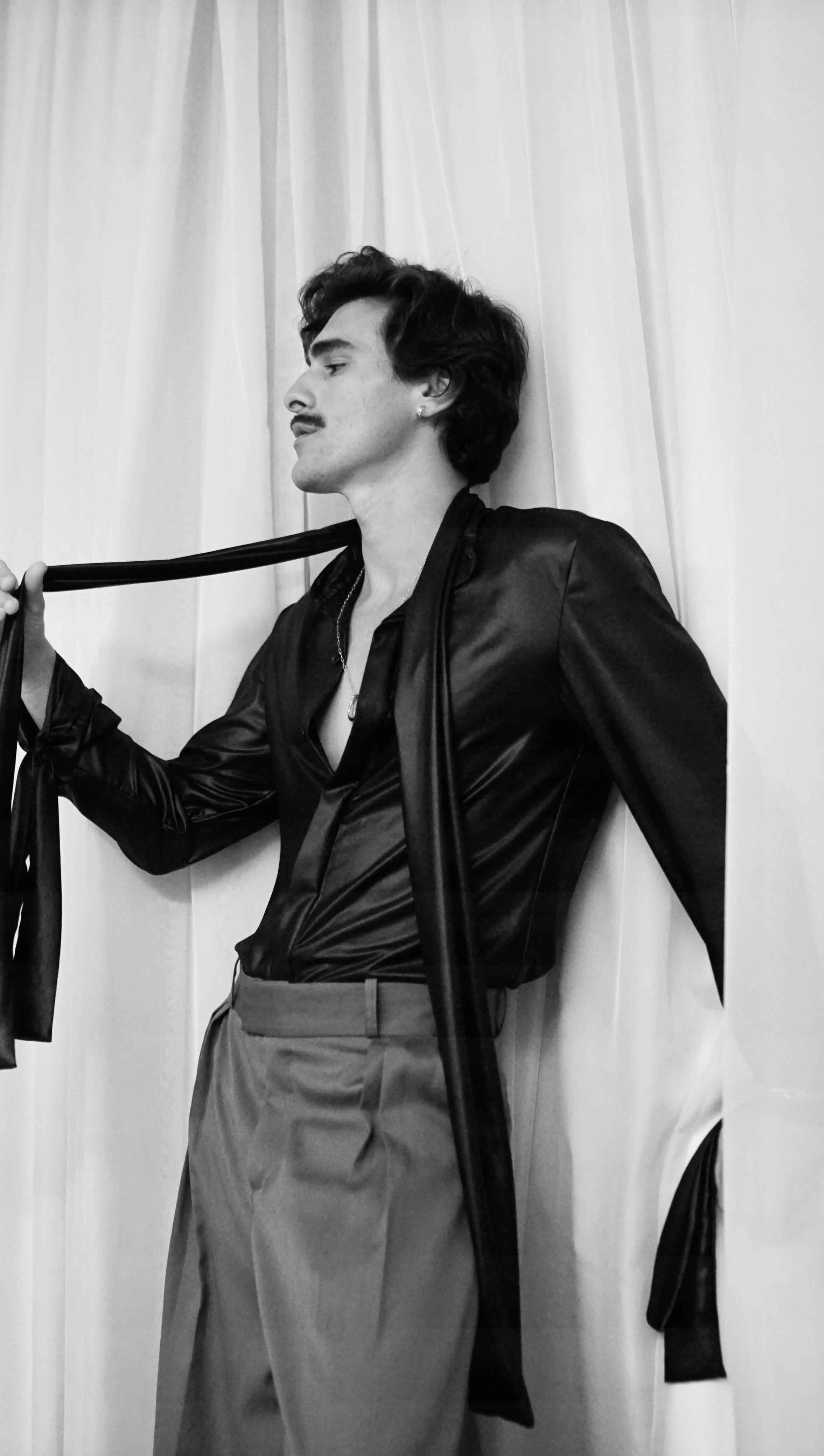 Bruno Montaleone interpreta Marco de Palma em Homem com H (Gabi Lisboa)