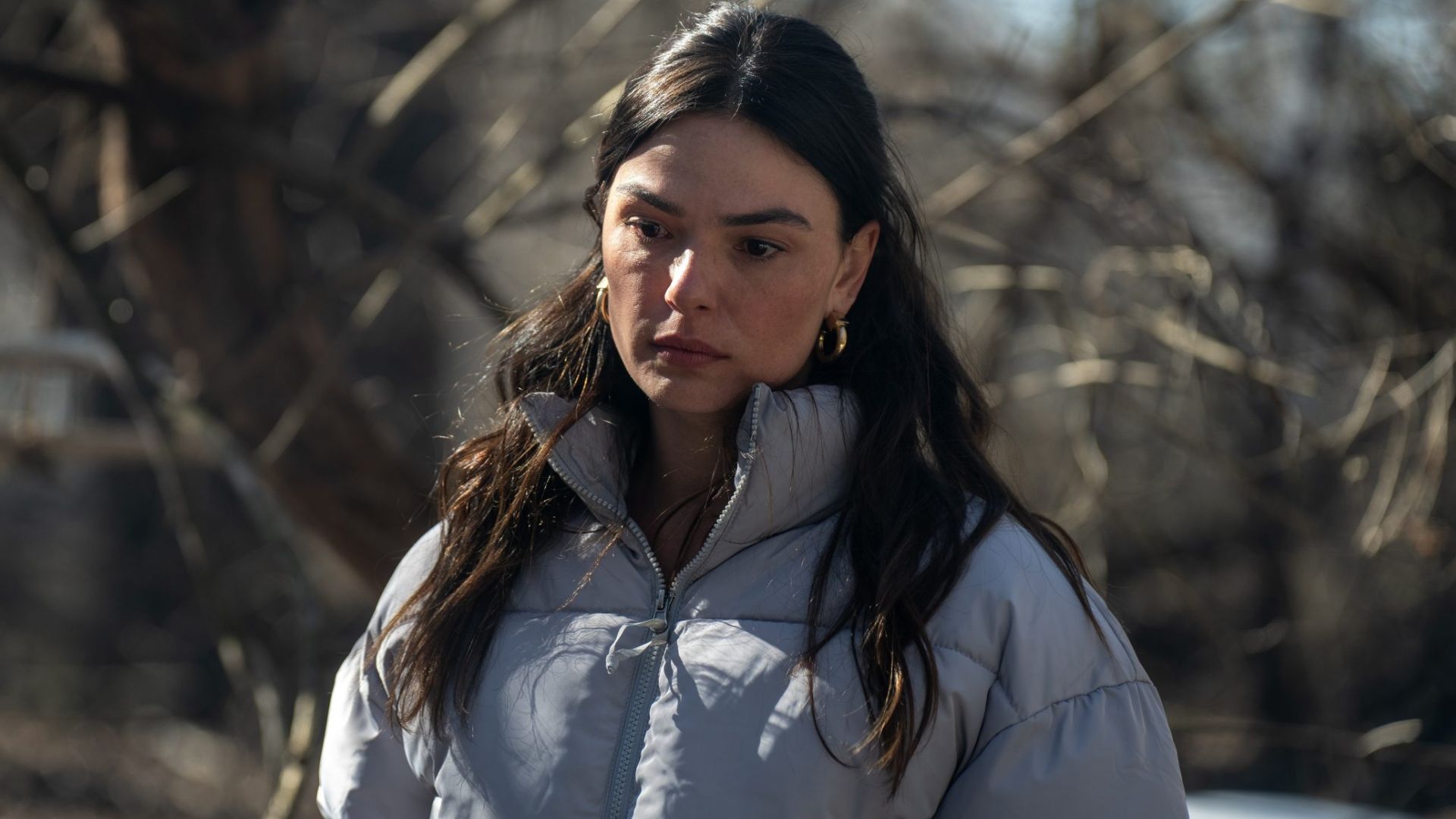 Código Alarum, primeira produção internacional de Isis Valverde, estreia nas plataformas digitais