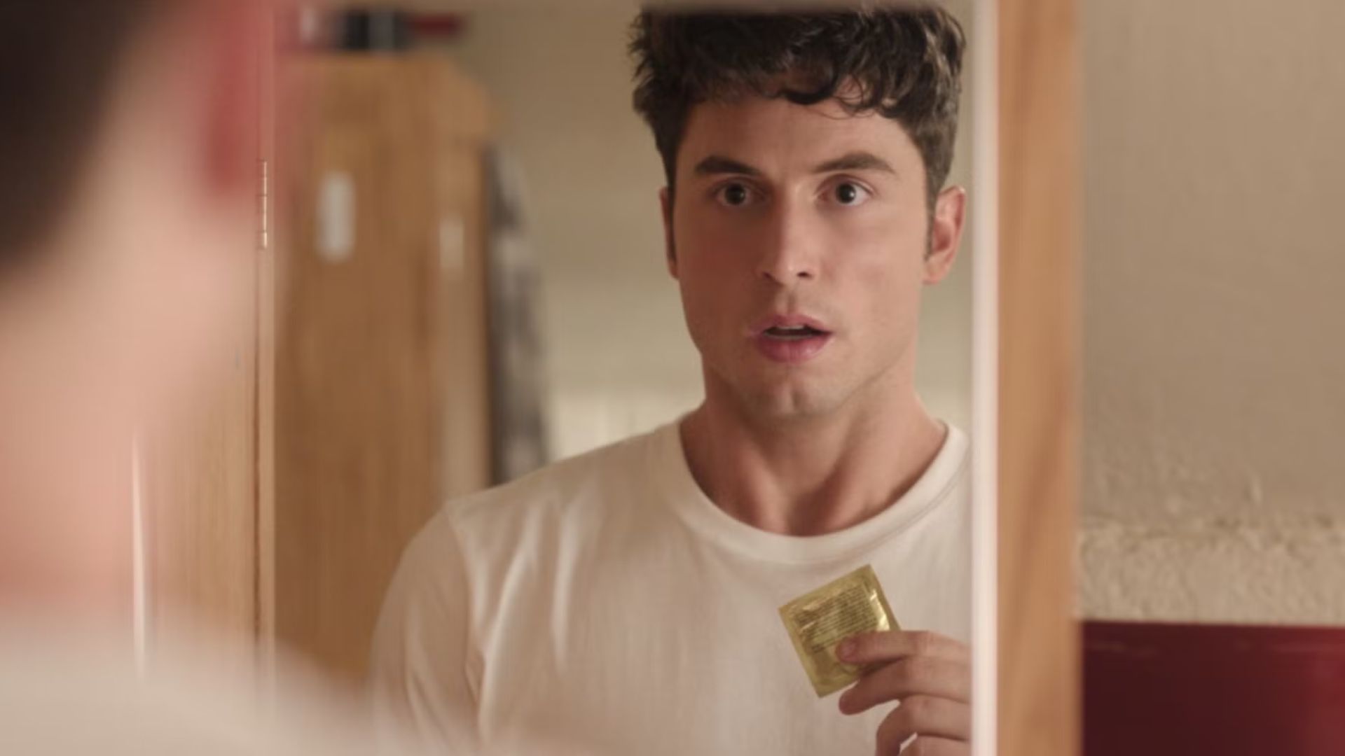 Conheça Muito Esforçado, nova série de comédia besteirol da A24