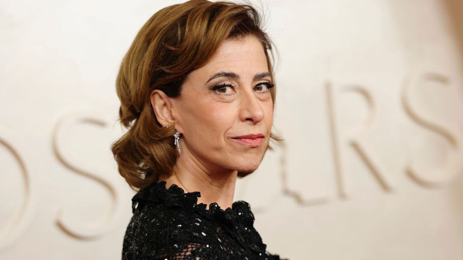 Fernanda Torres irá atuar e escrever roteiro de Os Corretores, seu próximo filme