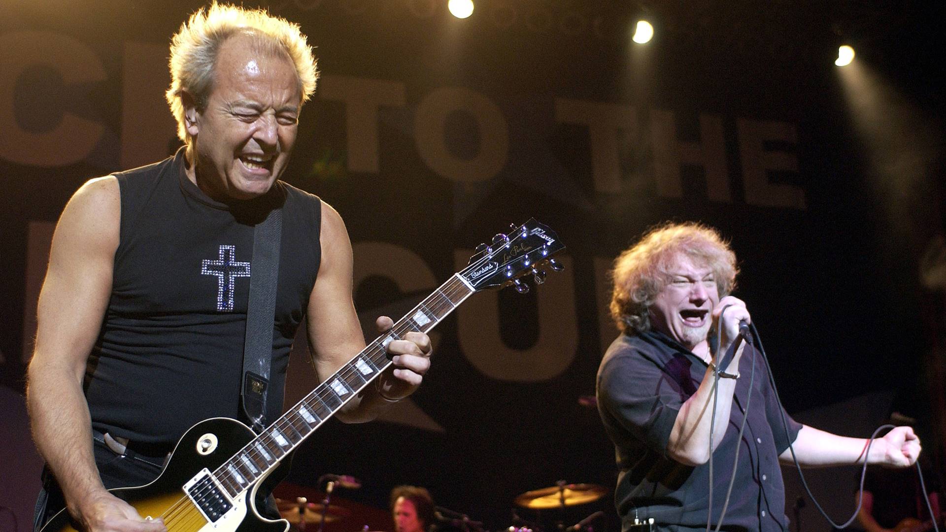 Foreigner: Mick Jones e Lou Gramm em 2002