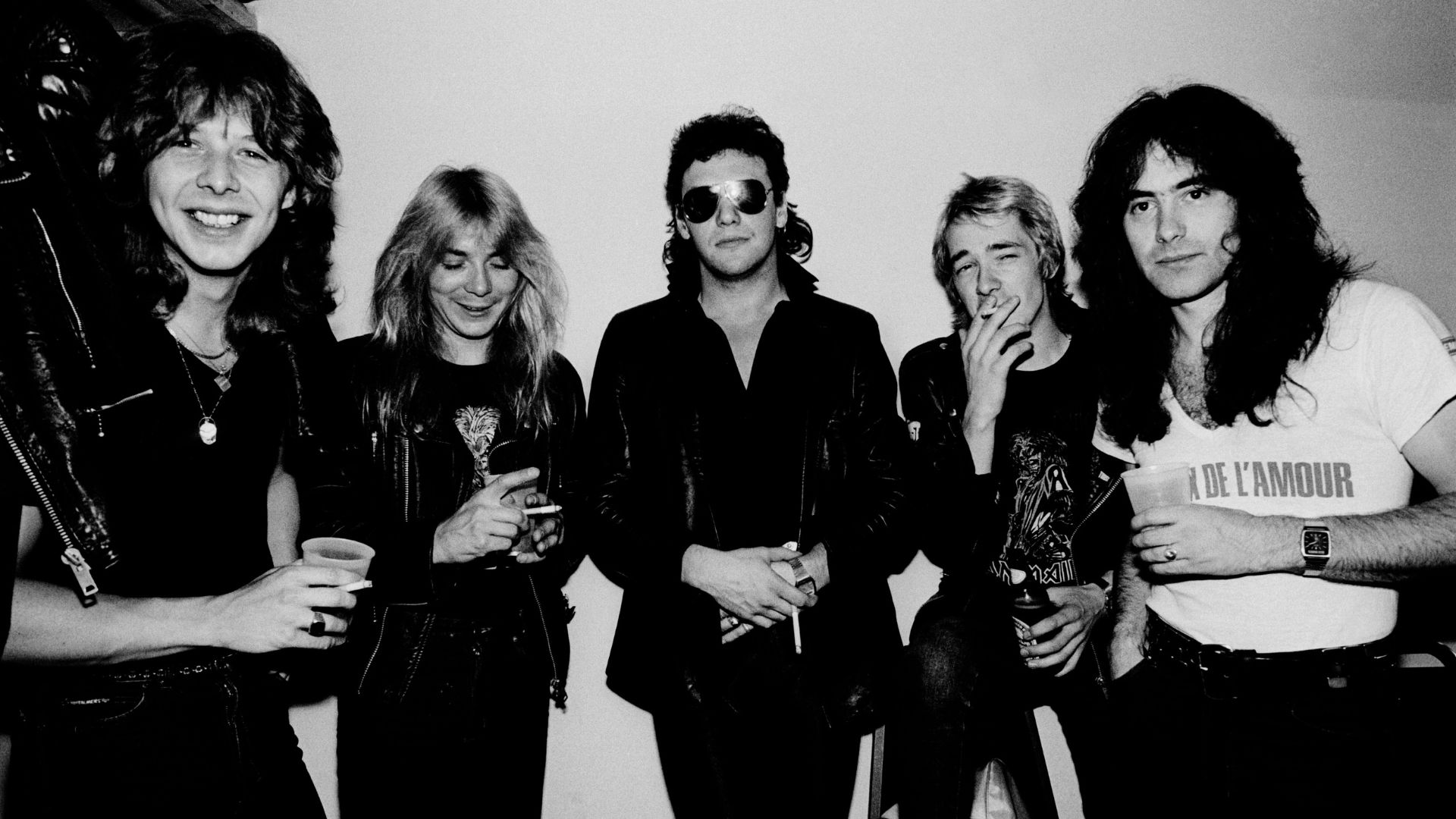 Iron Maiden em 1981 (E-D): Clive Burr, Dave Murray, Paul Di'Anno, Adrian Smith e Steve Harris