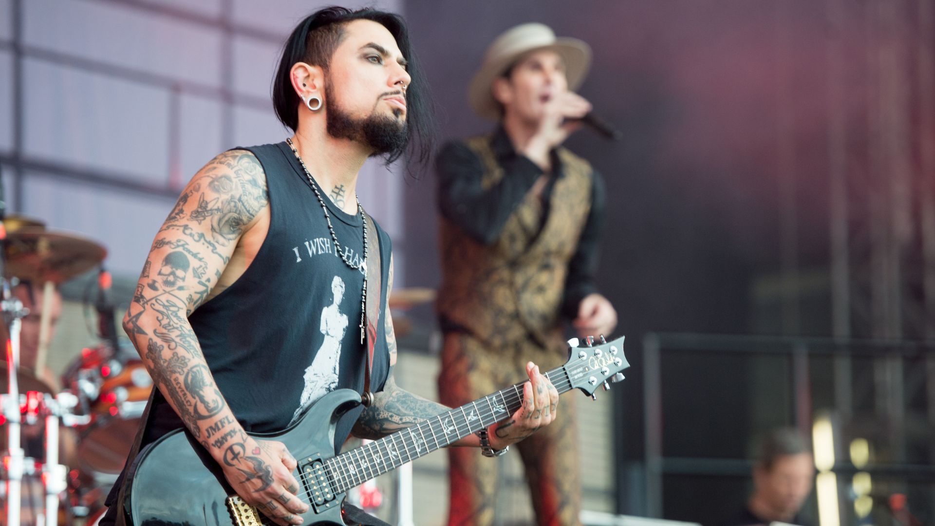 Dave Navarro e Perry Ferrell com o Jane's Addiction