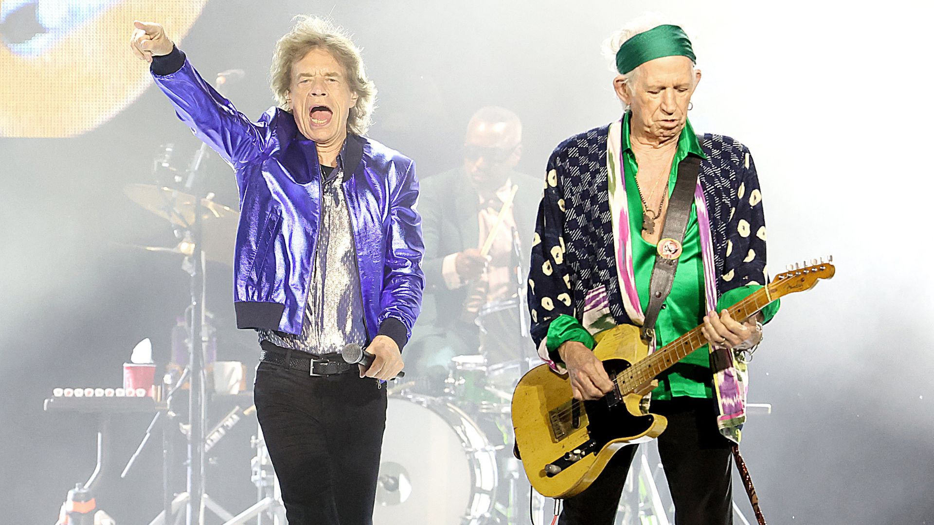 Mick Jagger e Keith Richards, dos Rolling Stones, em 2024