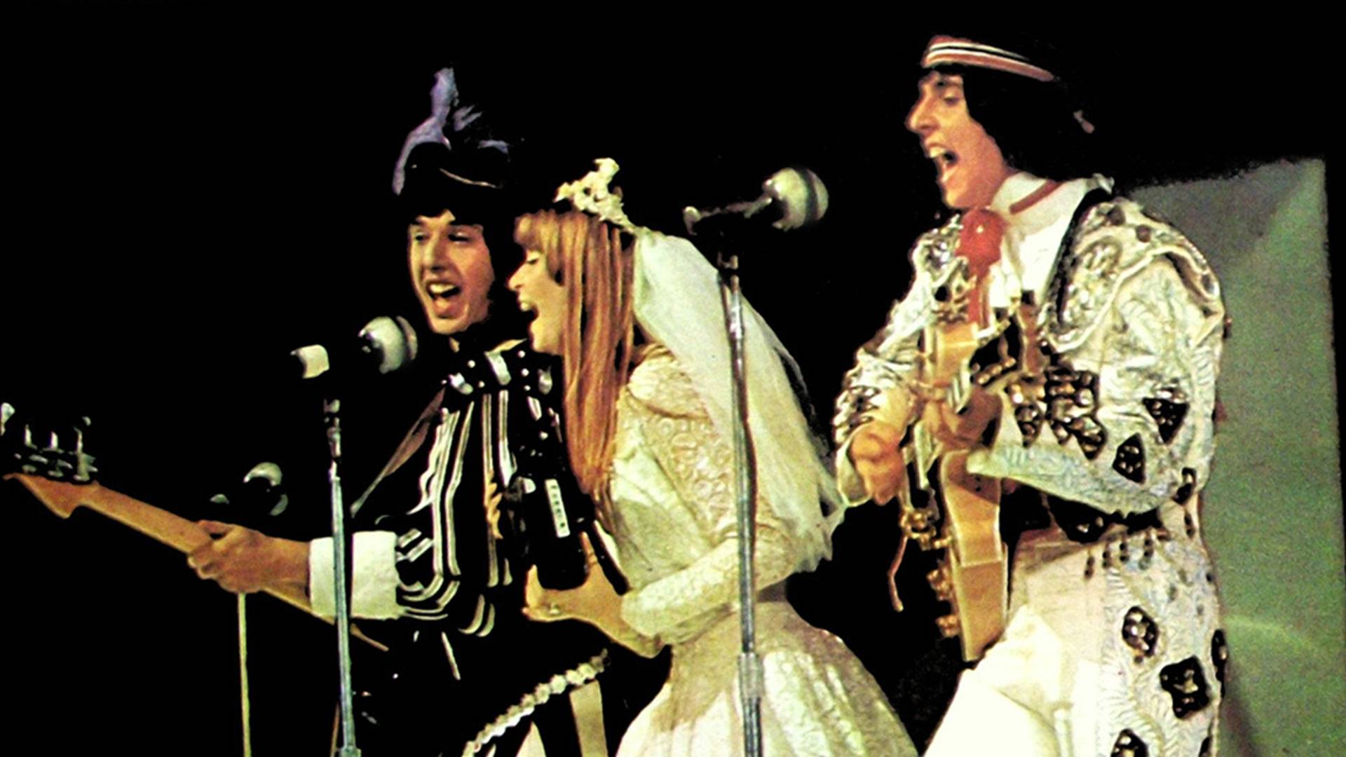 Os Mutantes na capa do álbum Mutantes, de 1969