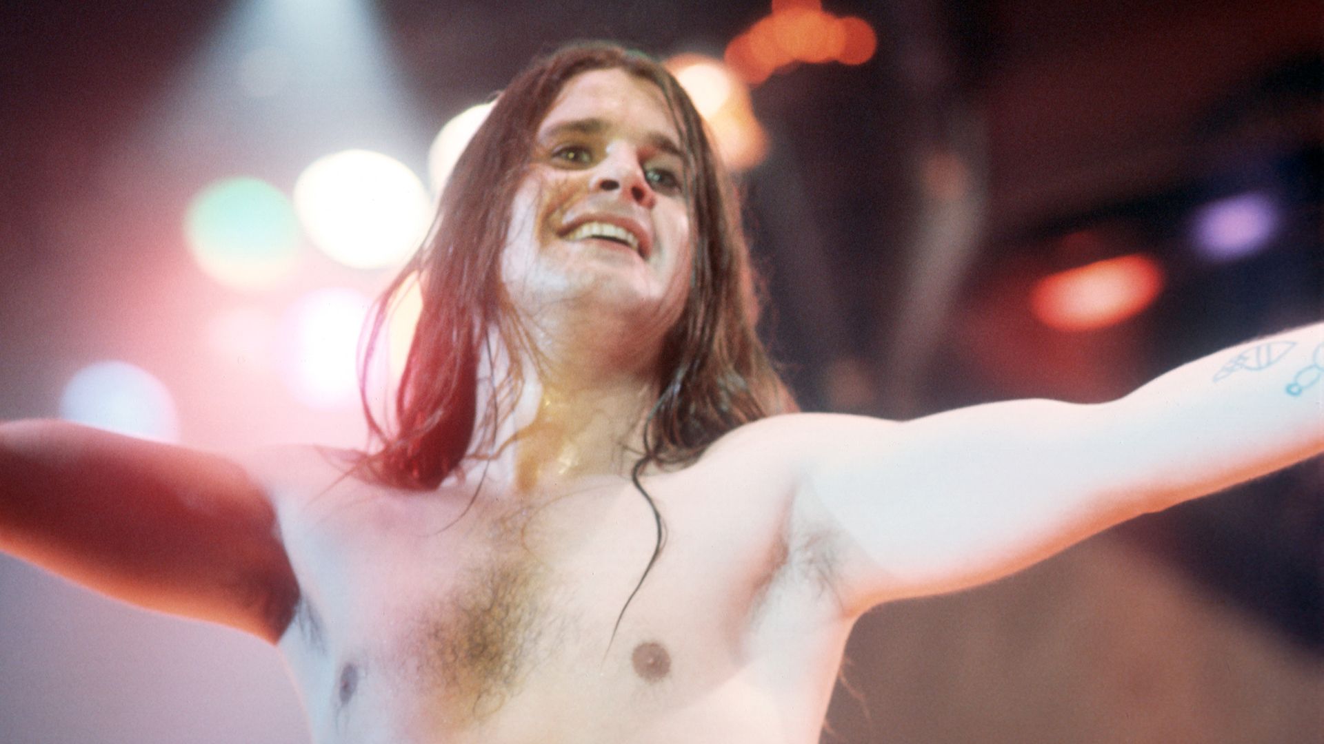 Relembre a carreira de Ozzy Osbourne, lenda do heavy metal, em fotos (Crédito: Getty Images)
