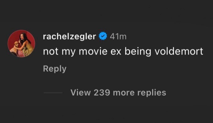 Rachel Zegler reage a Ralph Fiennes em Jogos Vorazes: 'Meu ex é o Voldemort' (Foto: Reprodução)