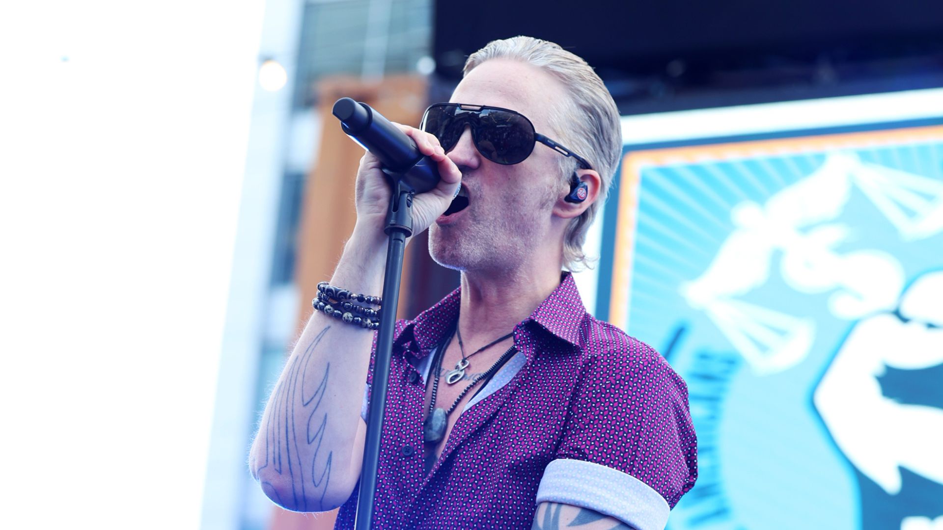 Jeff Gutt, do Stone Temple Pilots