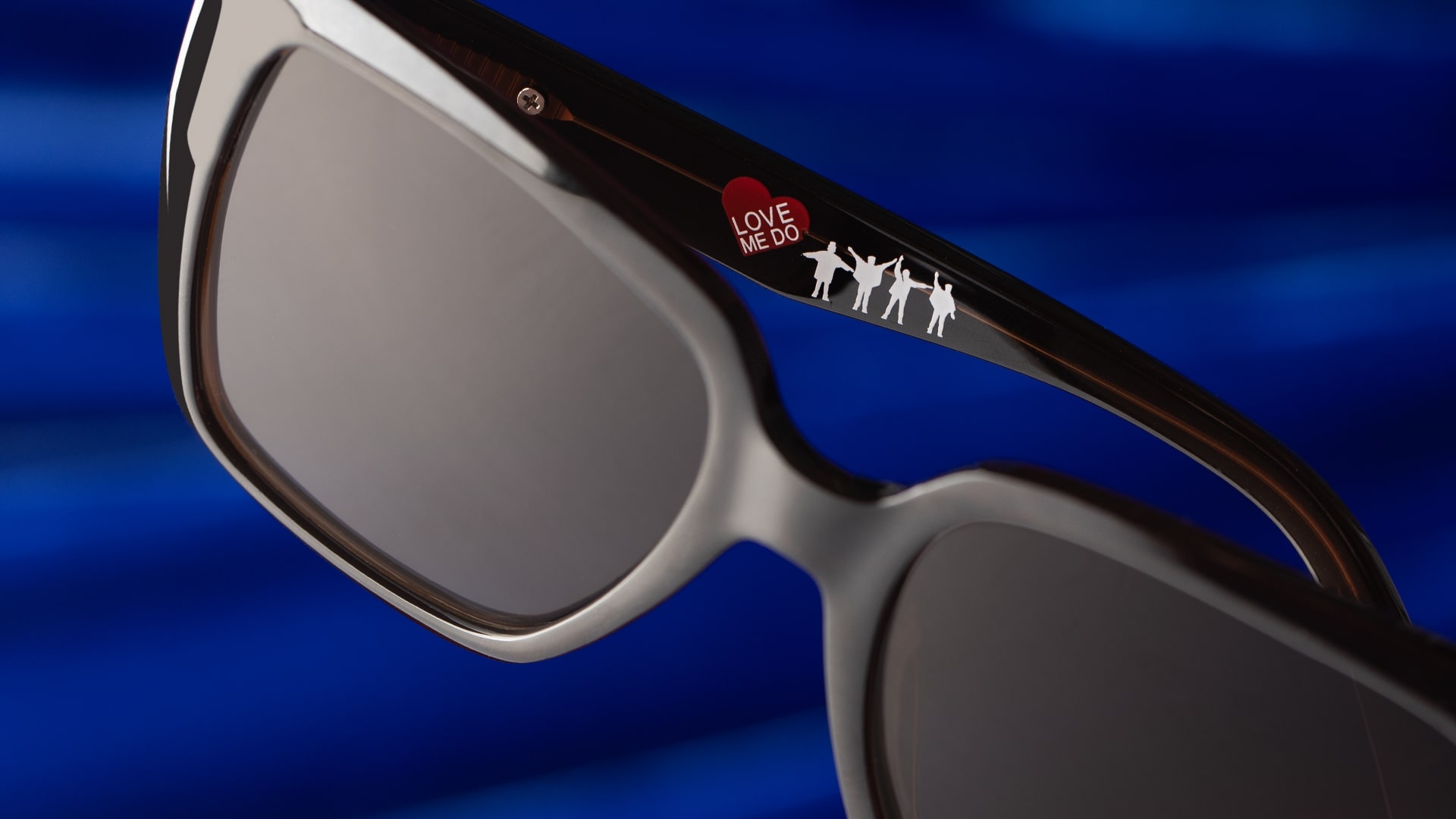 Óculos de Beatles por Chilli Beans