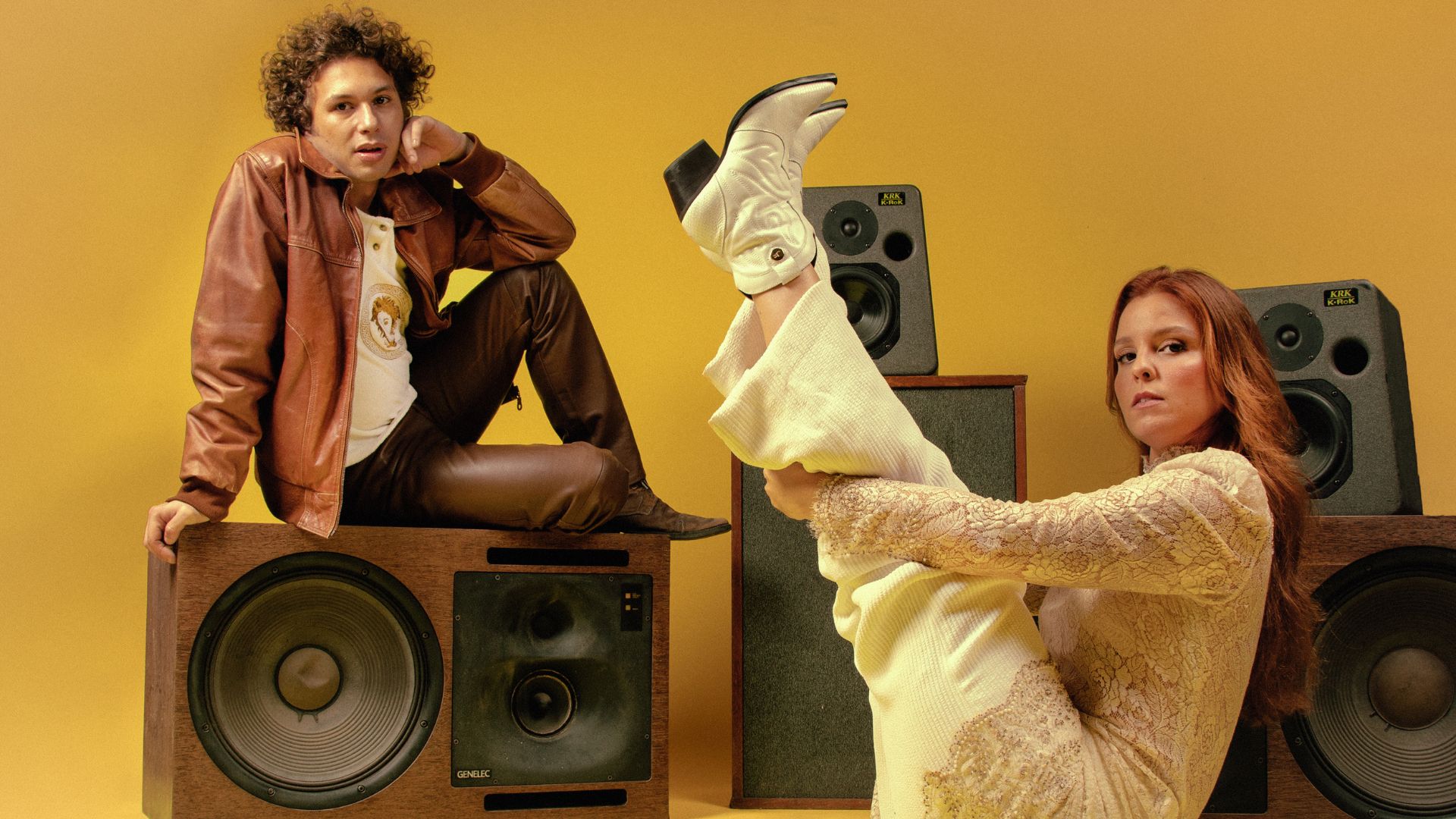 João Mantuano e RAYA formam o duo Coisa Nossa